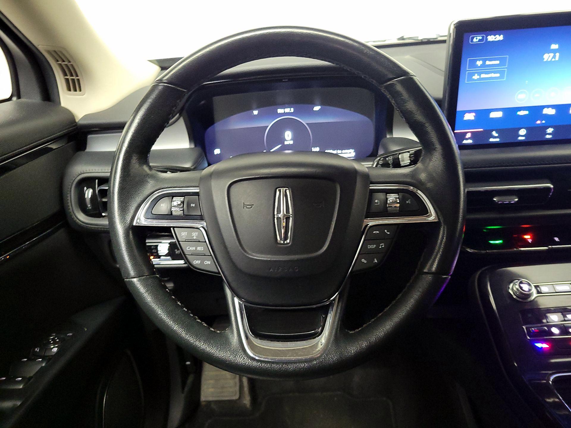 Thumbnail: 2022 Lincoln Nautilus - 10