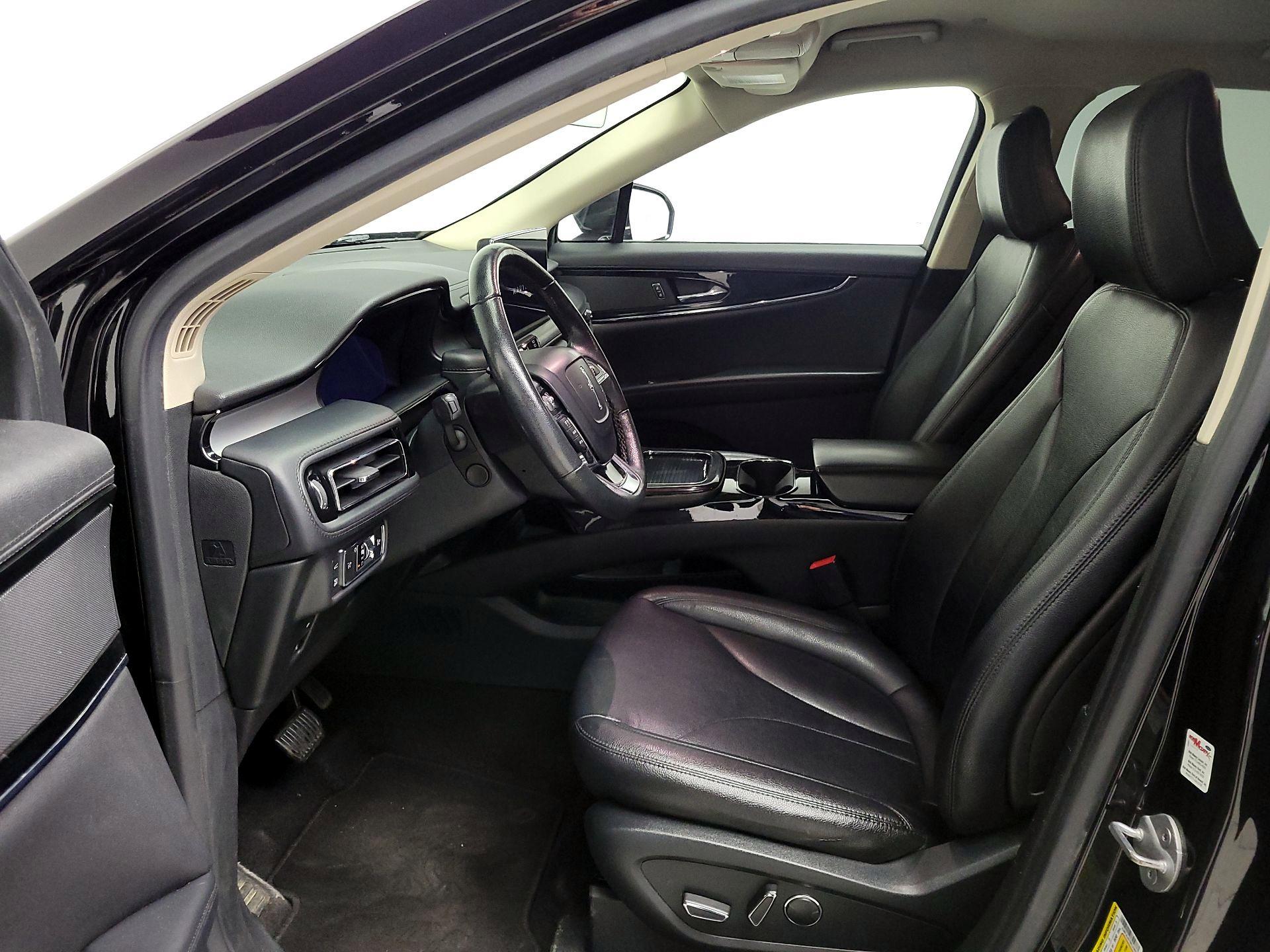 Thumbnail: 2022 Lincoln Nautilus - 11