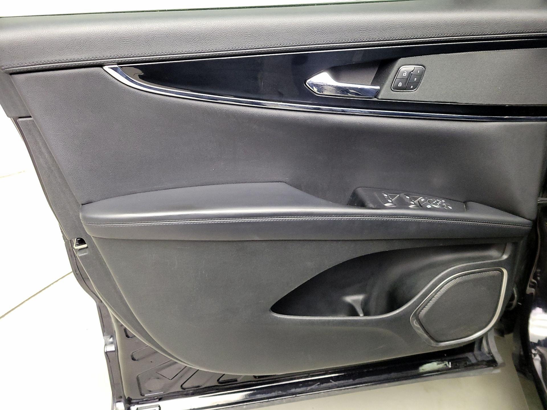 Thumbnail: 2022 Lincoln Nautilus - 12