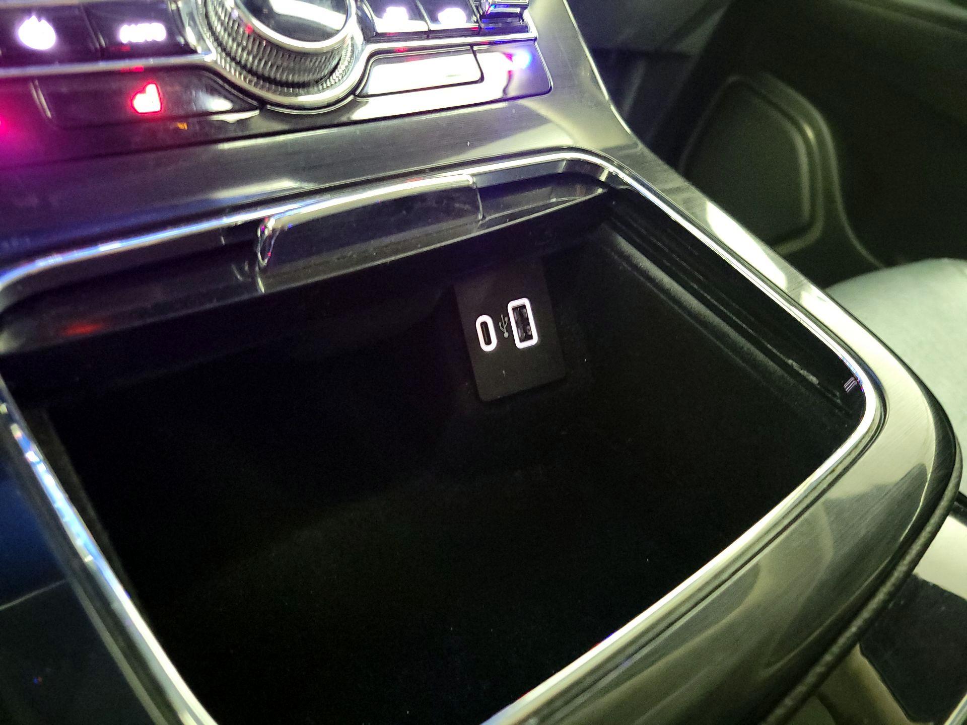 Thumbnail: 2022 Lincoln Nautilus - 19