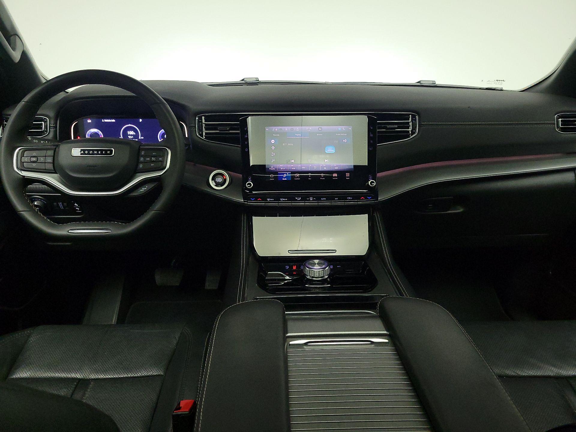 Thumbnail: 2023 Jeep Wagoneer - 9