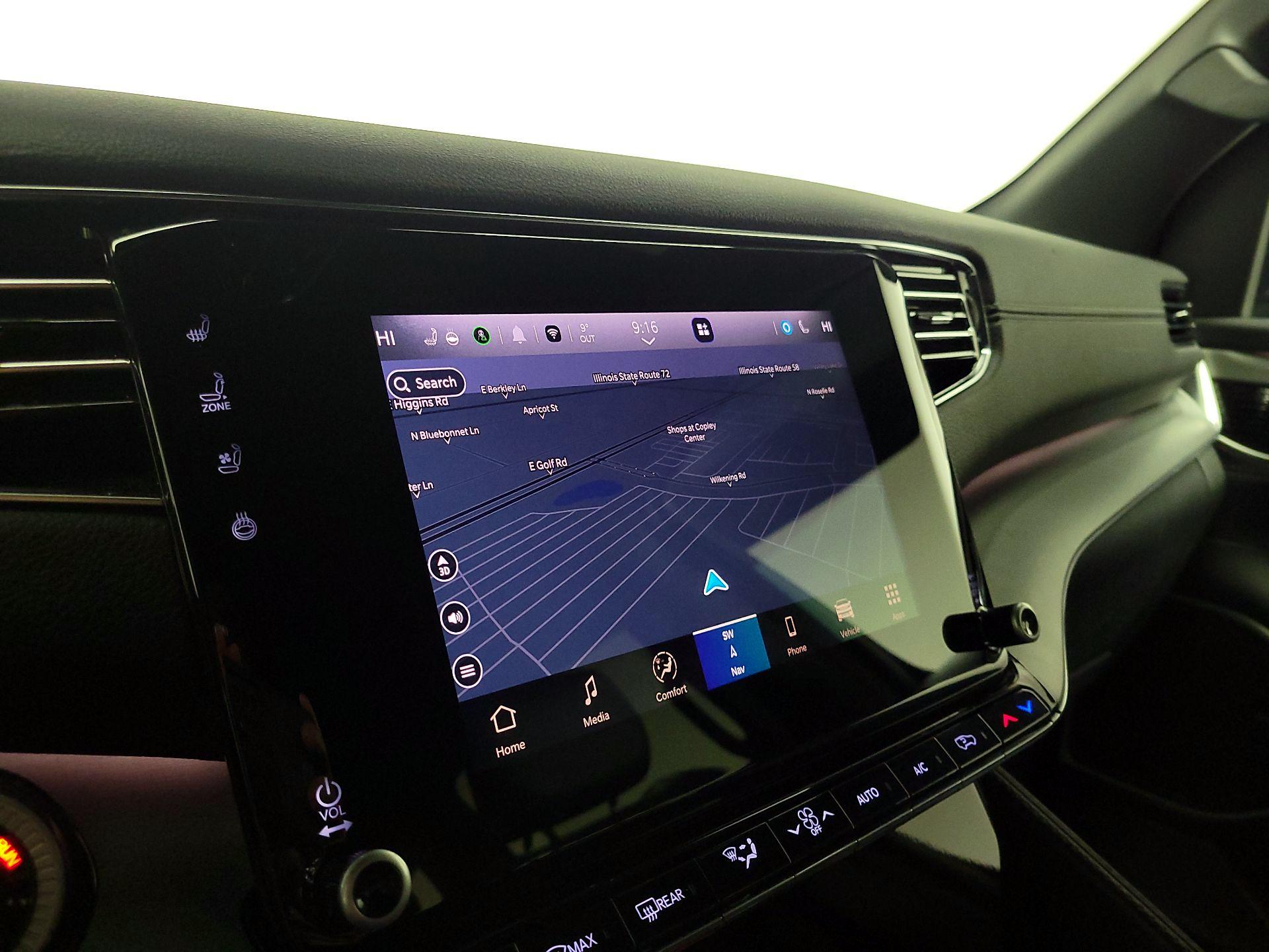 Thumbnail: 2023 Jeep Wagoneer - 14