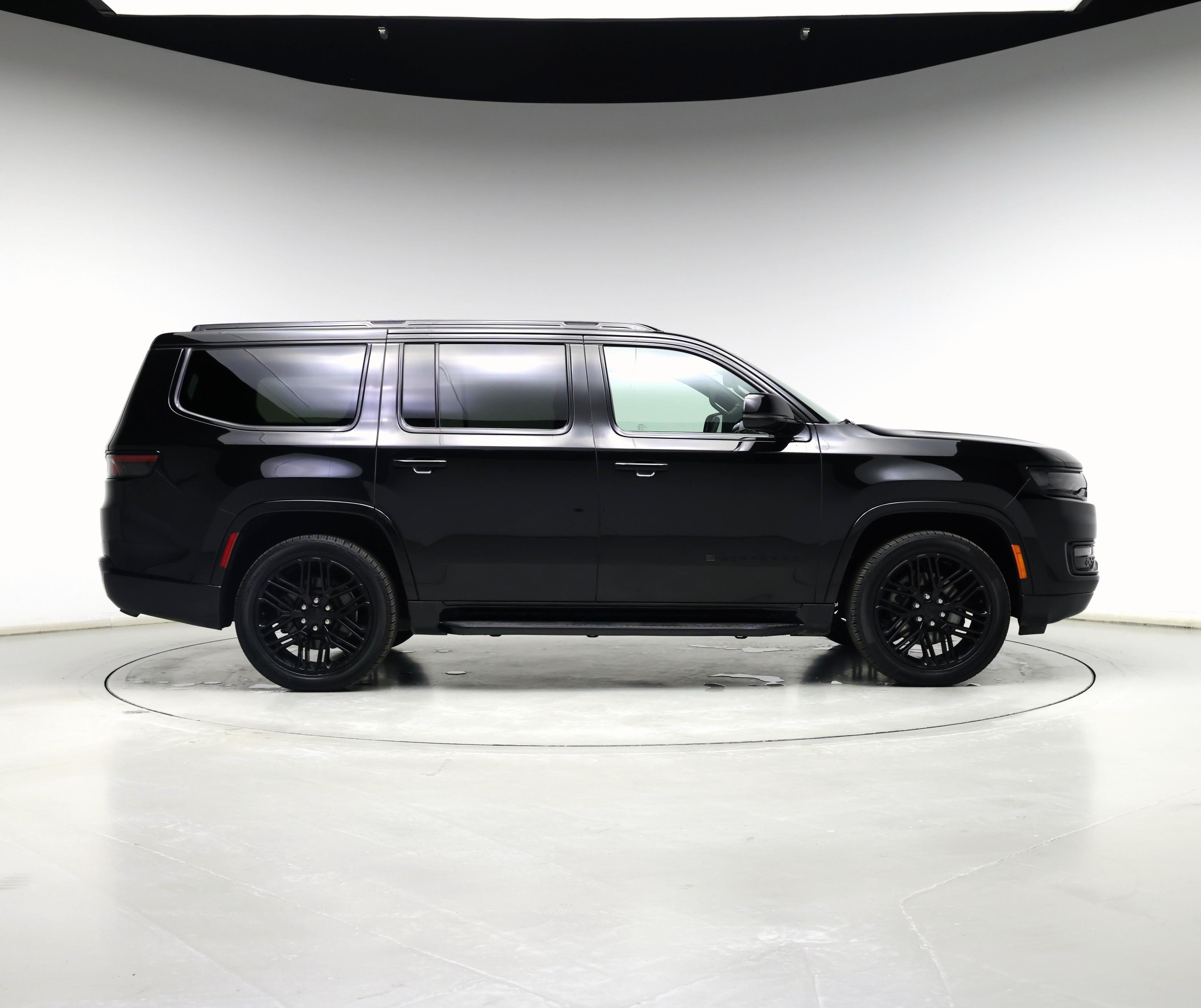 Thumbnail: 2023 Jeep Wagoneer - 7