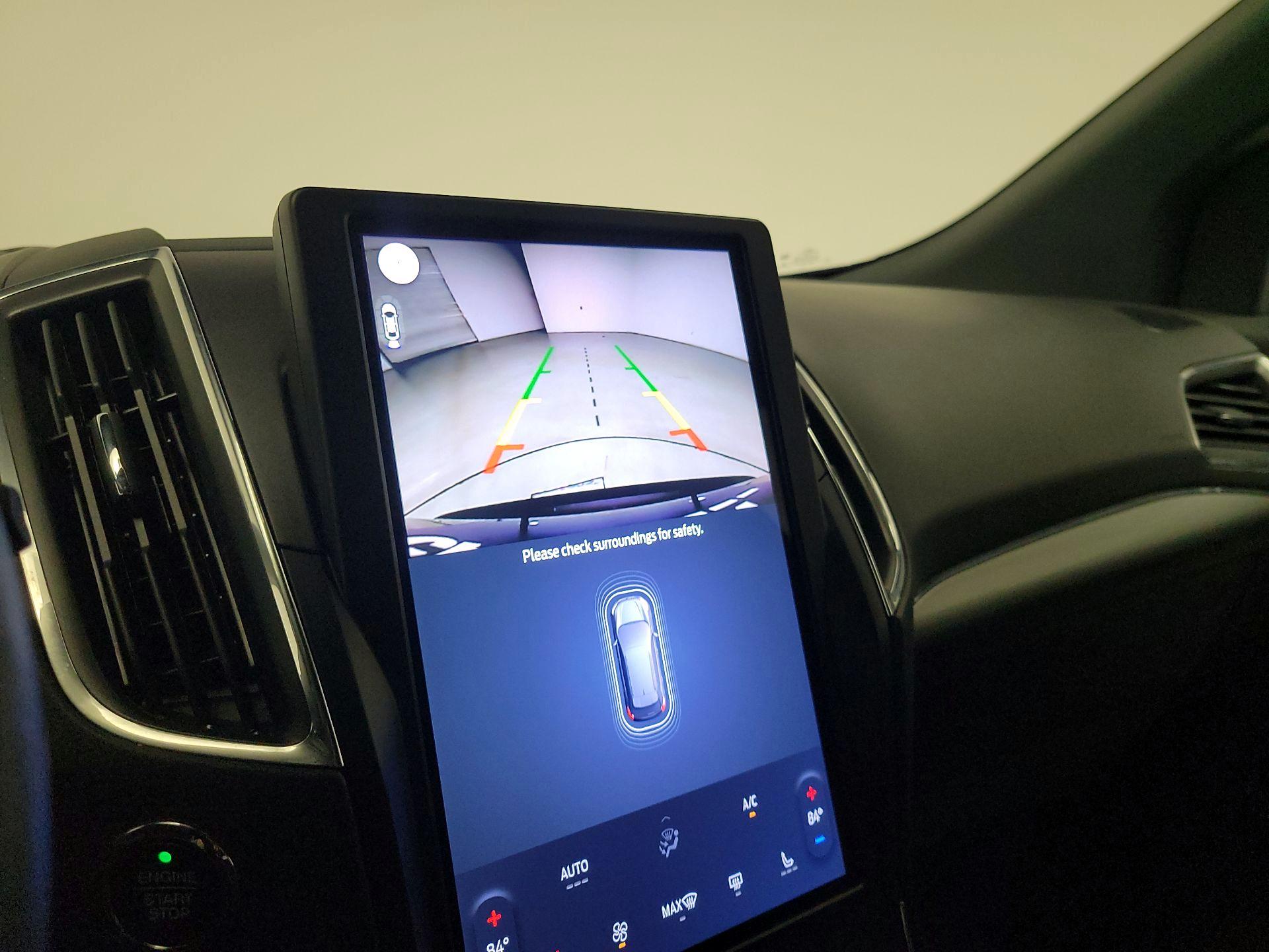 Thumbnail: 2022 Ford Edge - 15