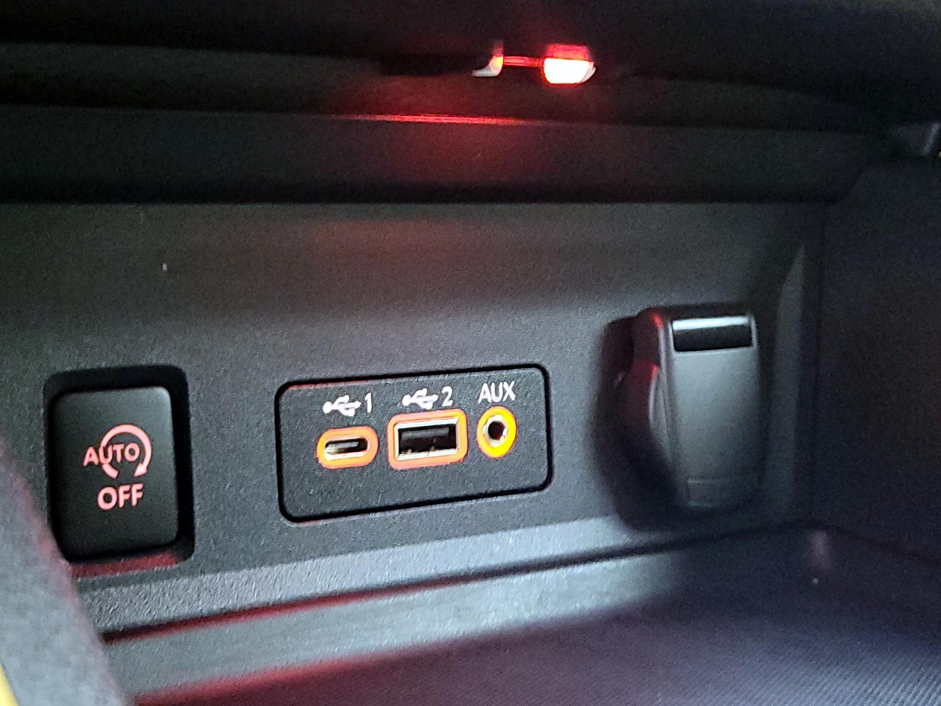 Thumbnail: 2024 Nissan Sentra - 18