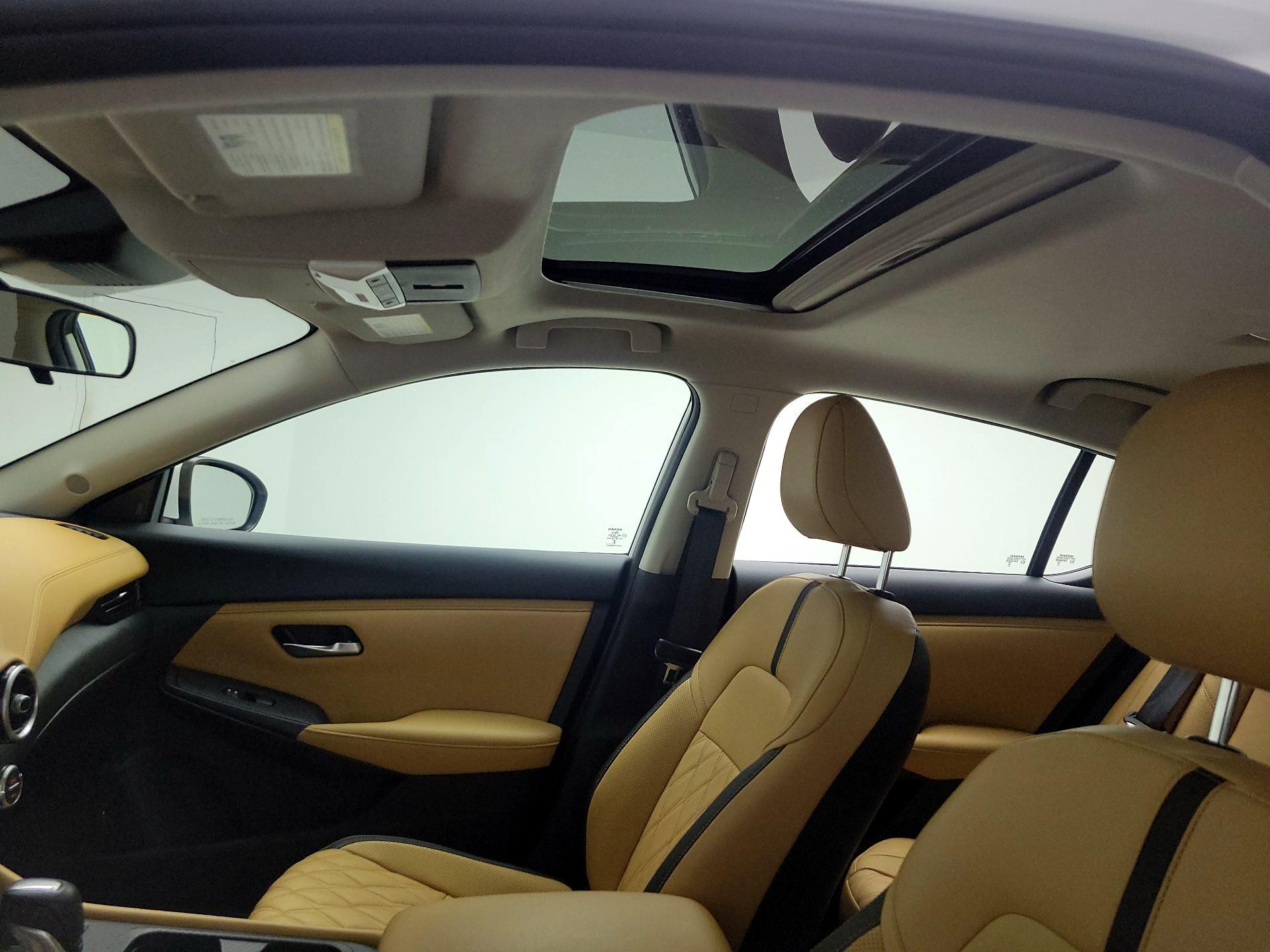 Thumbnail: 2024 Nissan Sentra - 19