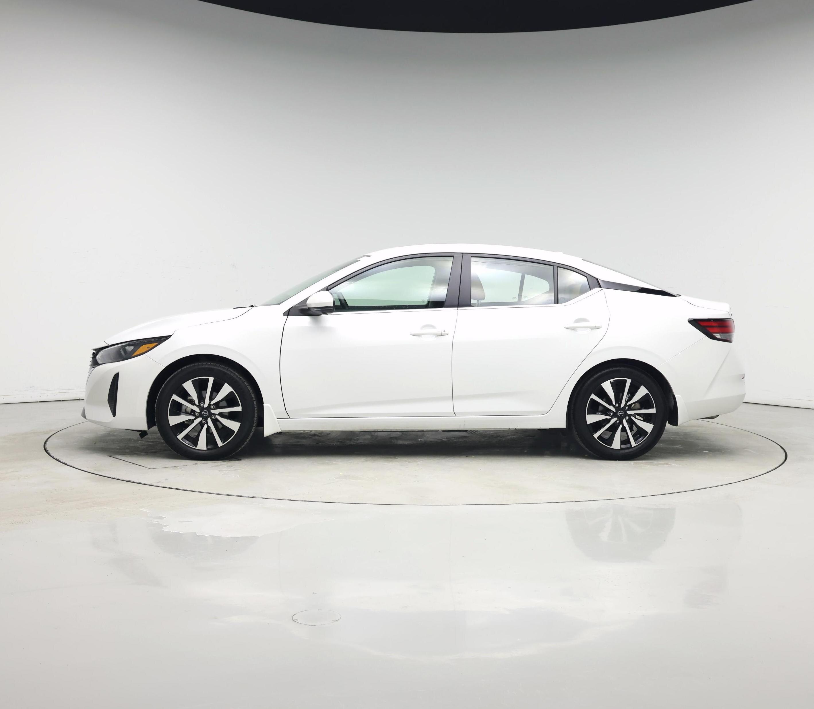 Thumbnail: 2024 Nissan Sentra - 3