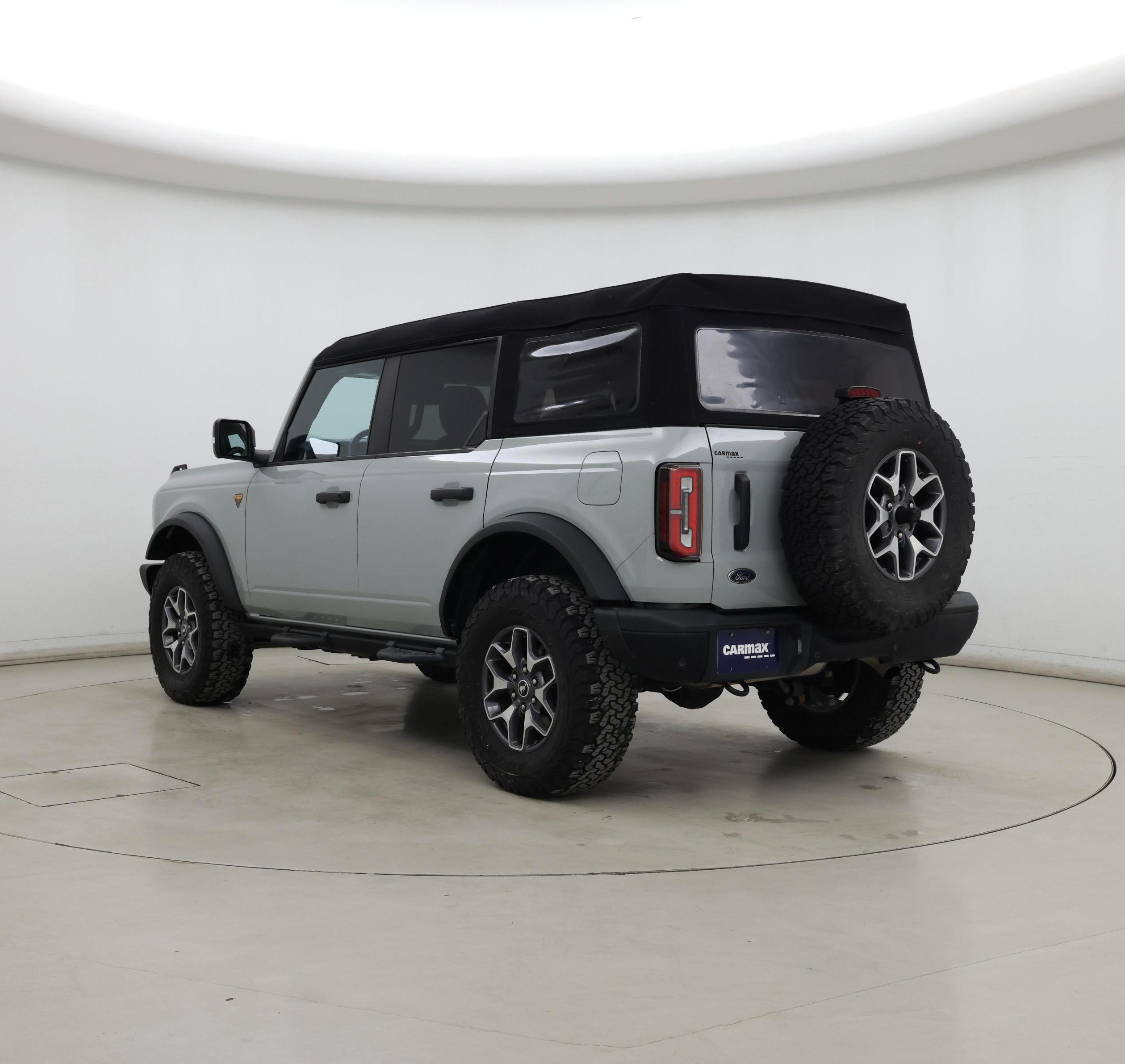 Thumbnail: 2023 Ford Bronco - 2