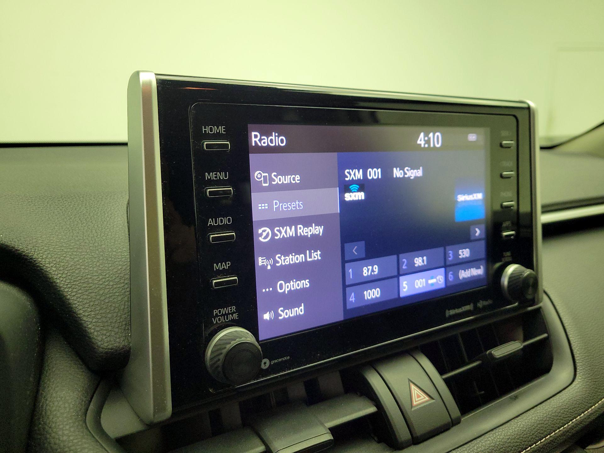 Thumbnail: 2019 Toyota RAV4 - 14