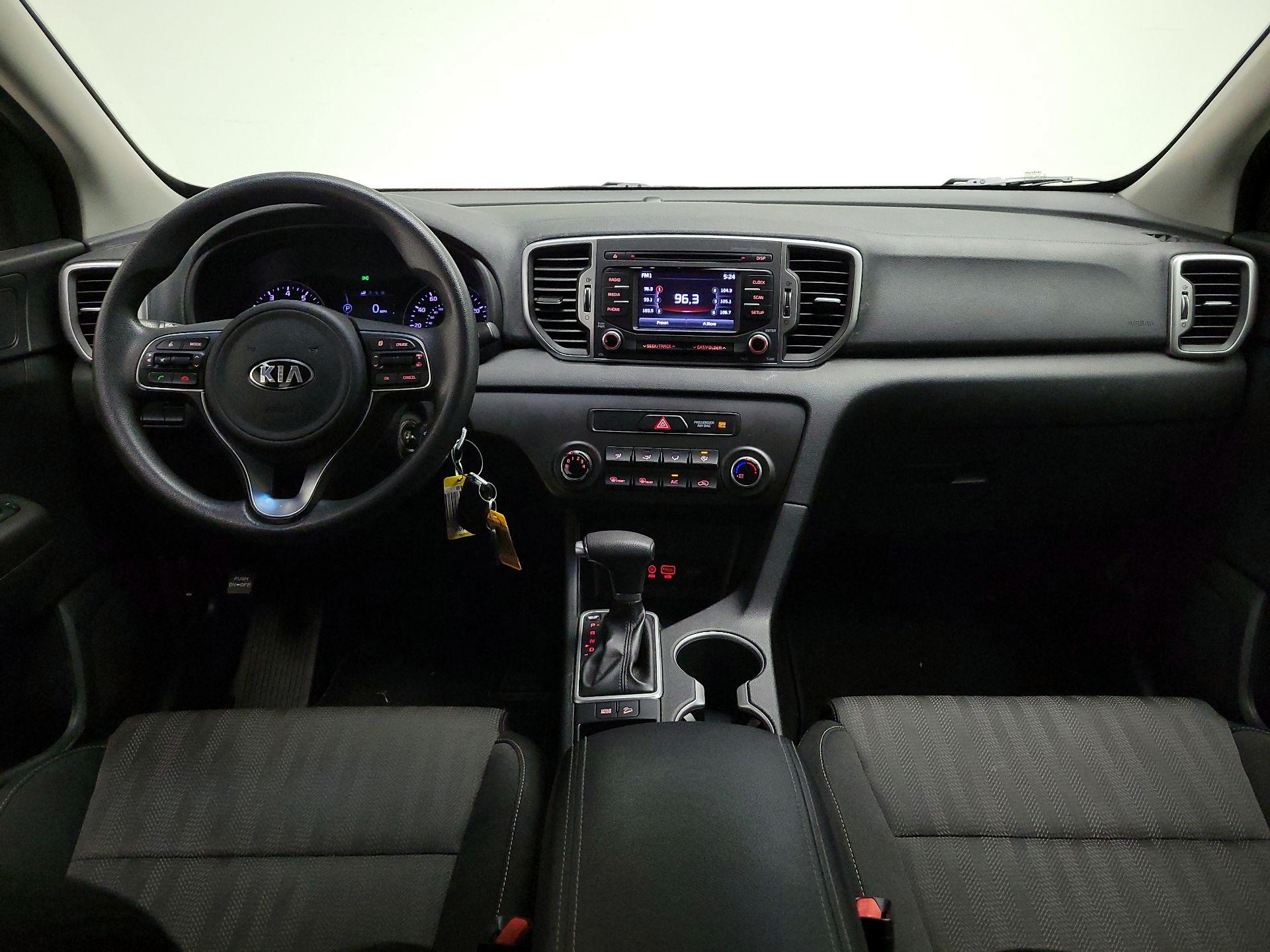 Thumbnail: 2017 Kia Sportage - 9