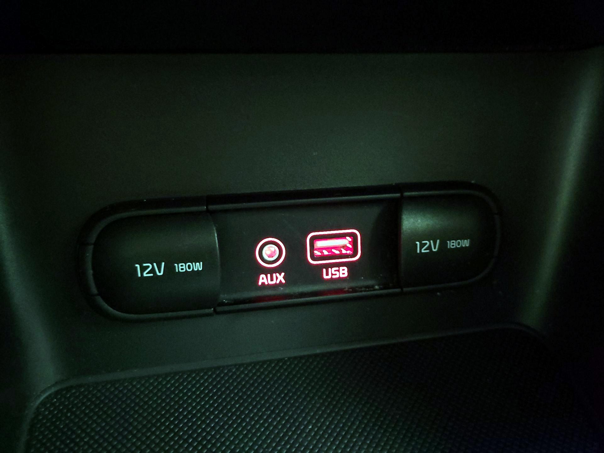 Thumbnail: 2017 Kia Sportage - 17