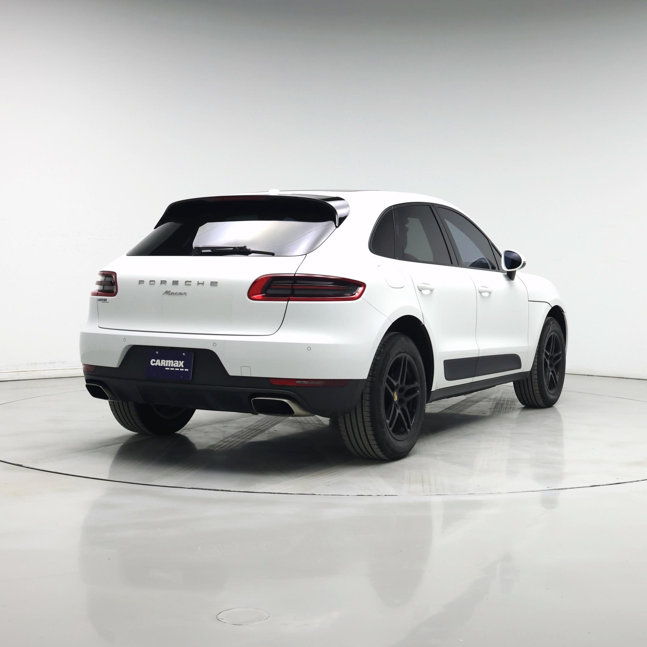 Thumbnail: 2018 Porsche Macan - 8