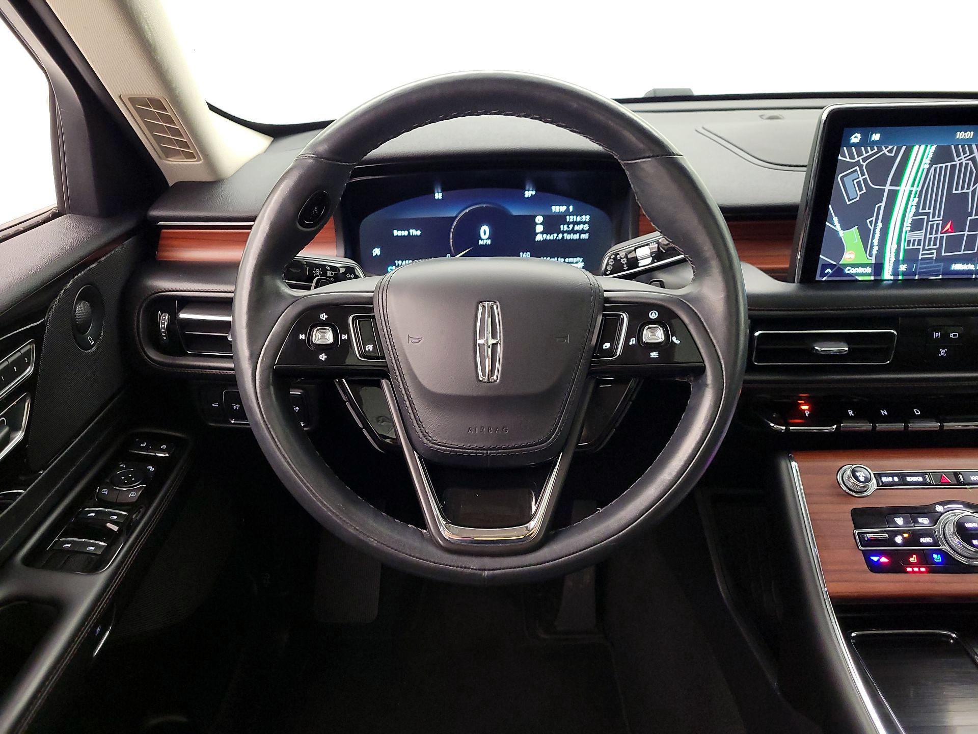 Thumbnail: 2022 Lincoln Aviator - 10