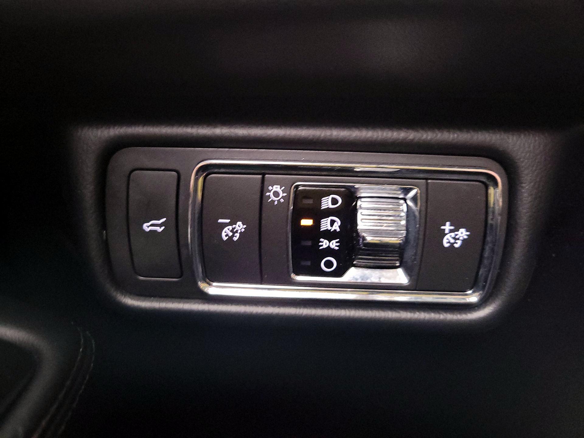 Thumbnail: 2022 Lincoln Aviator - 13