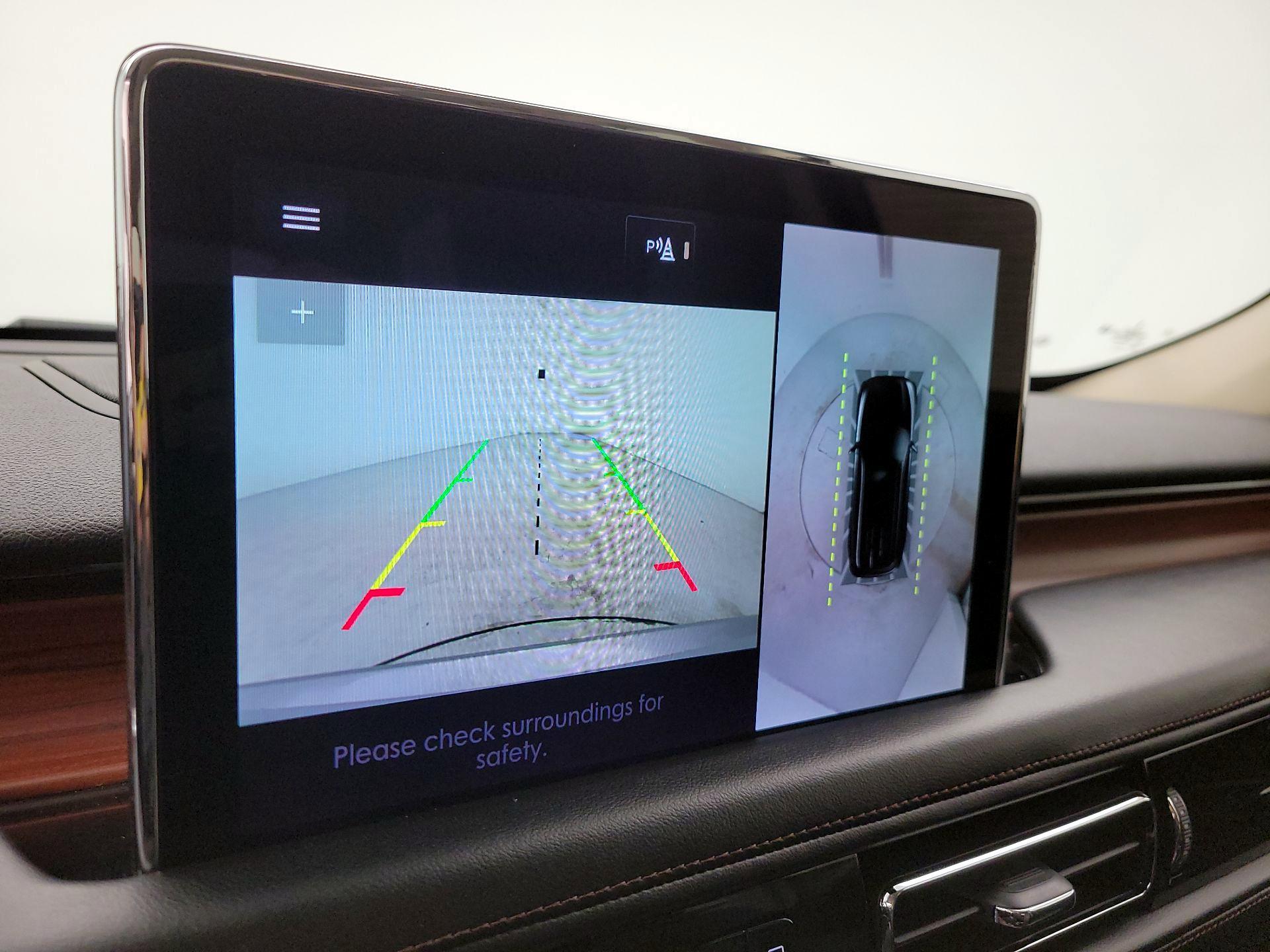 Thumbnail: 2022 Lincoln Aviator - 15