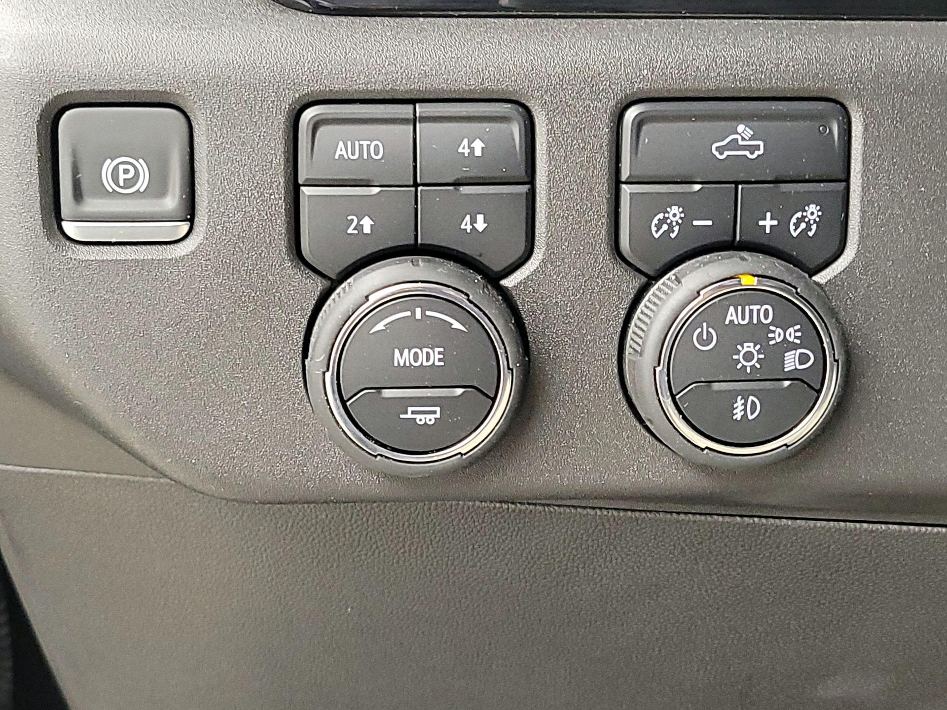 Thumbnail: 2025 Chevrolet Silverado 1500 - 13