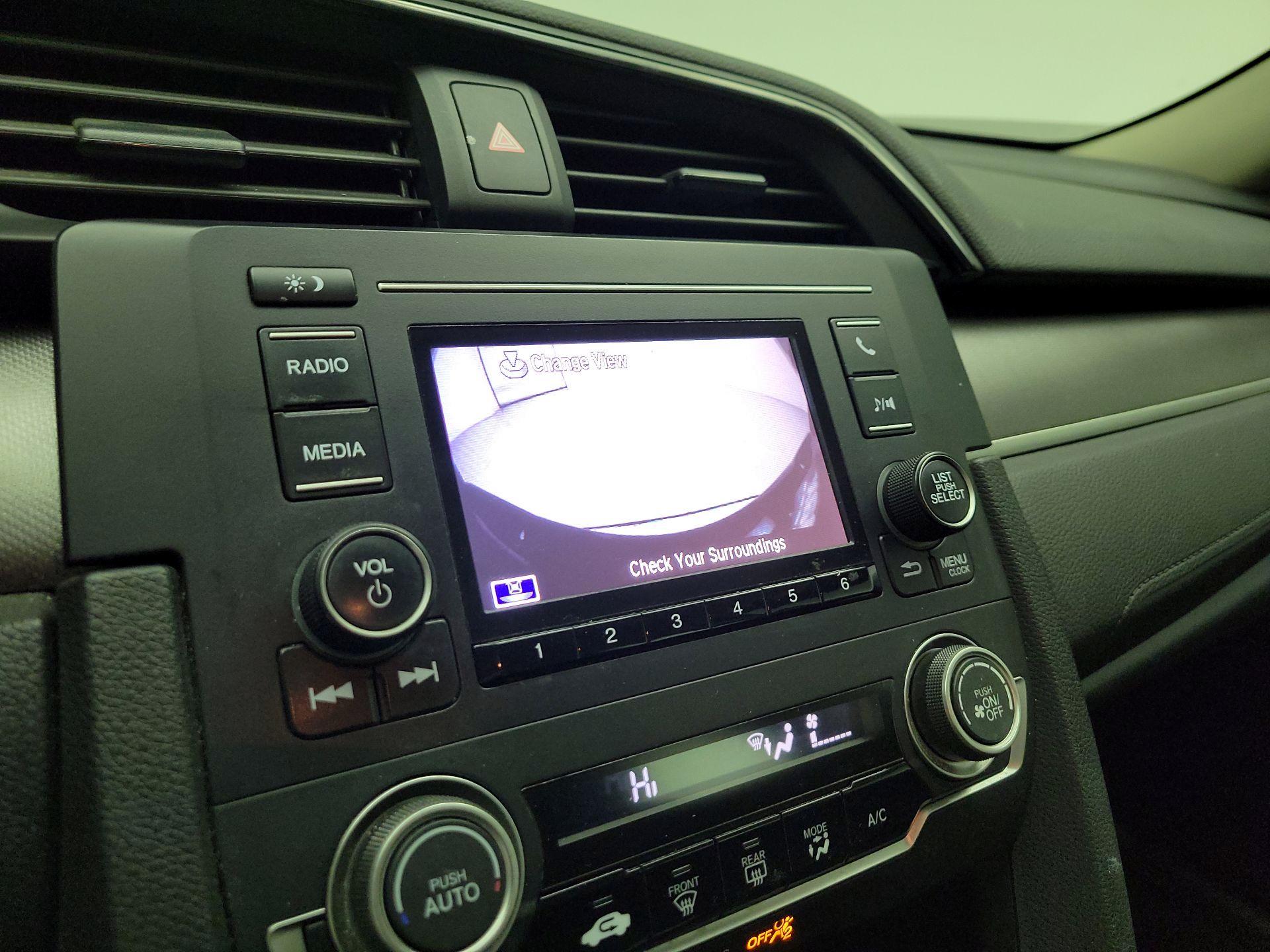 Thumbnail: 2016 Honda Civic - 13