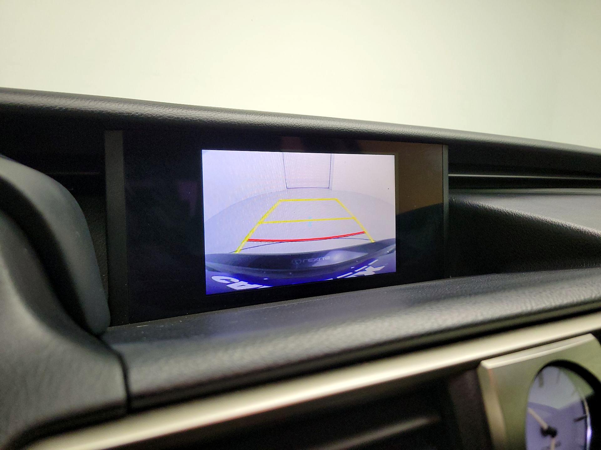 Thumbnail: 2017 Lexus IS - 13