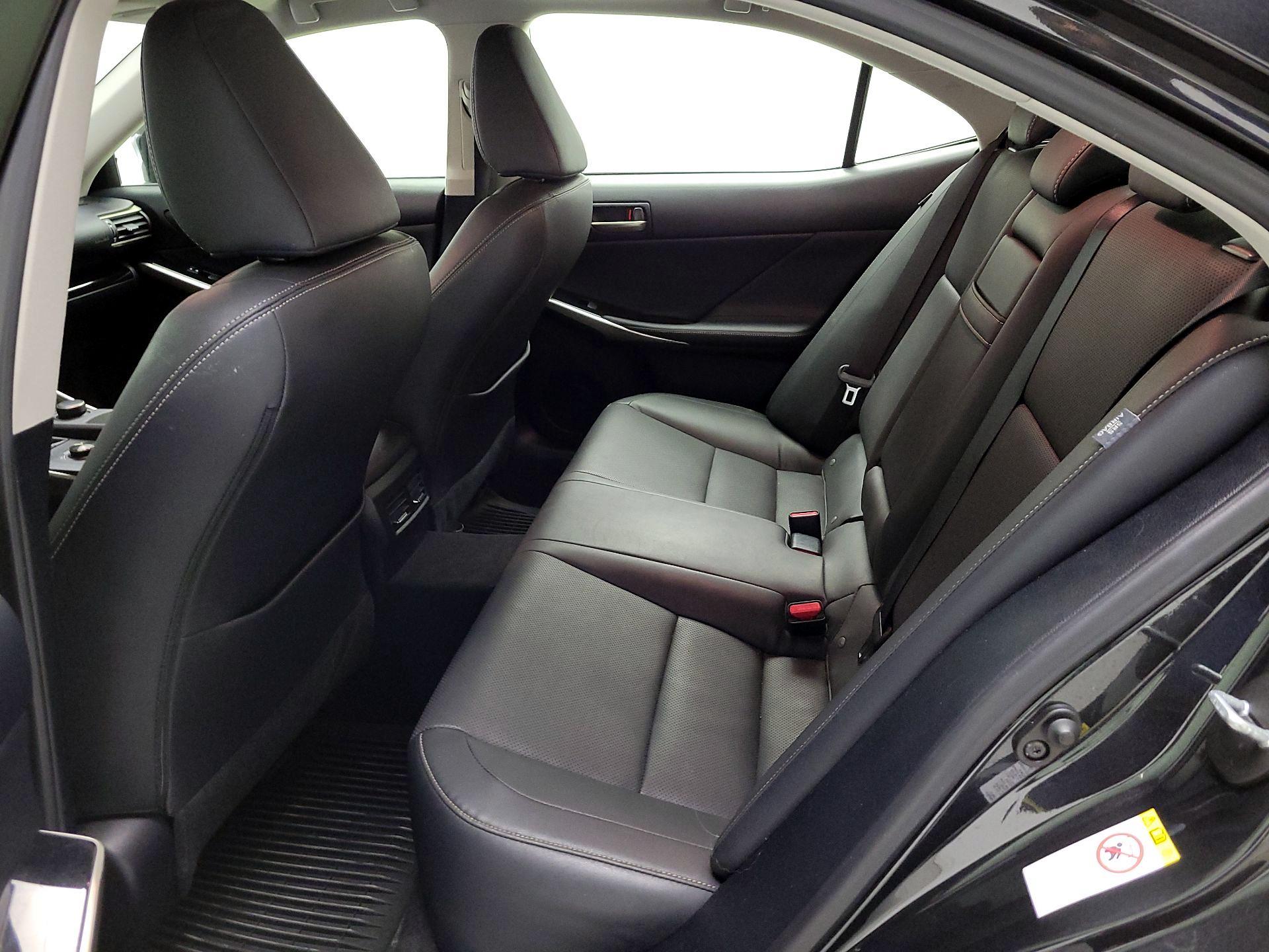 Thumbnail: 2017 Lexus IS - 17