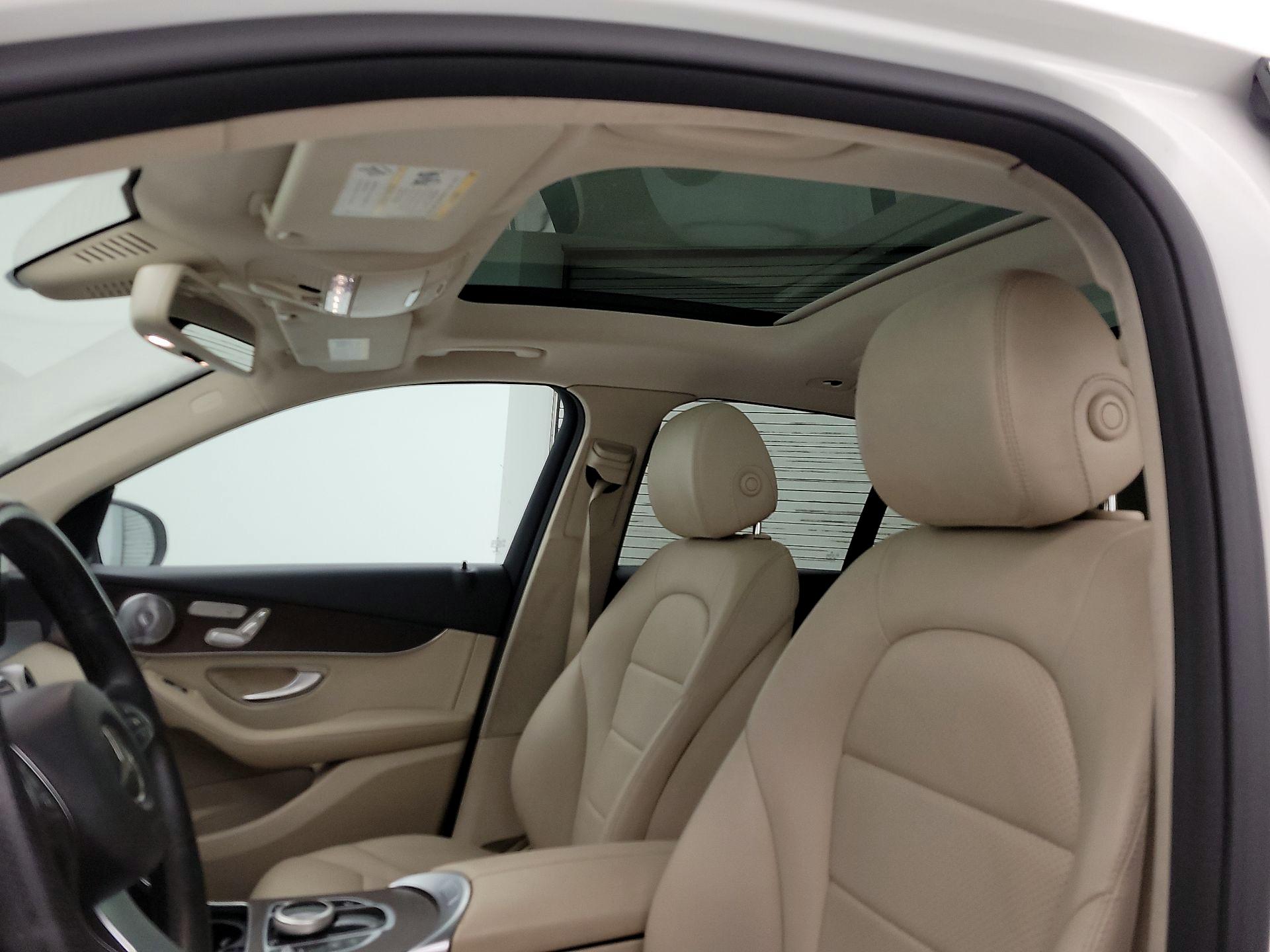 Thumbnail: 2019 Mercedes-Benz GLC - 19