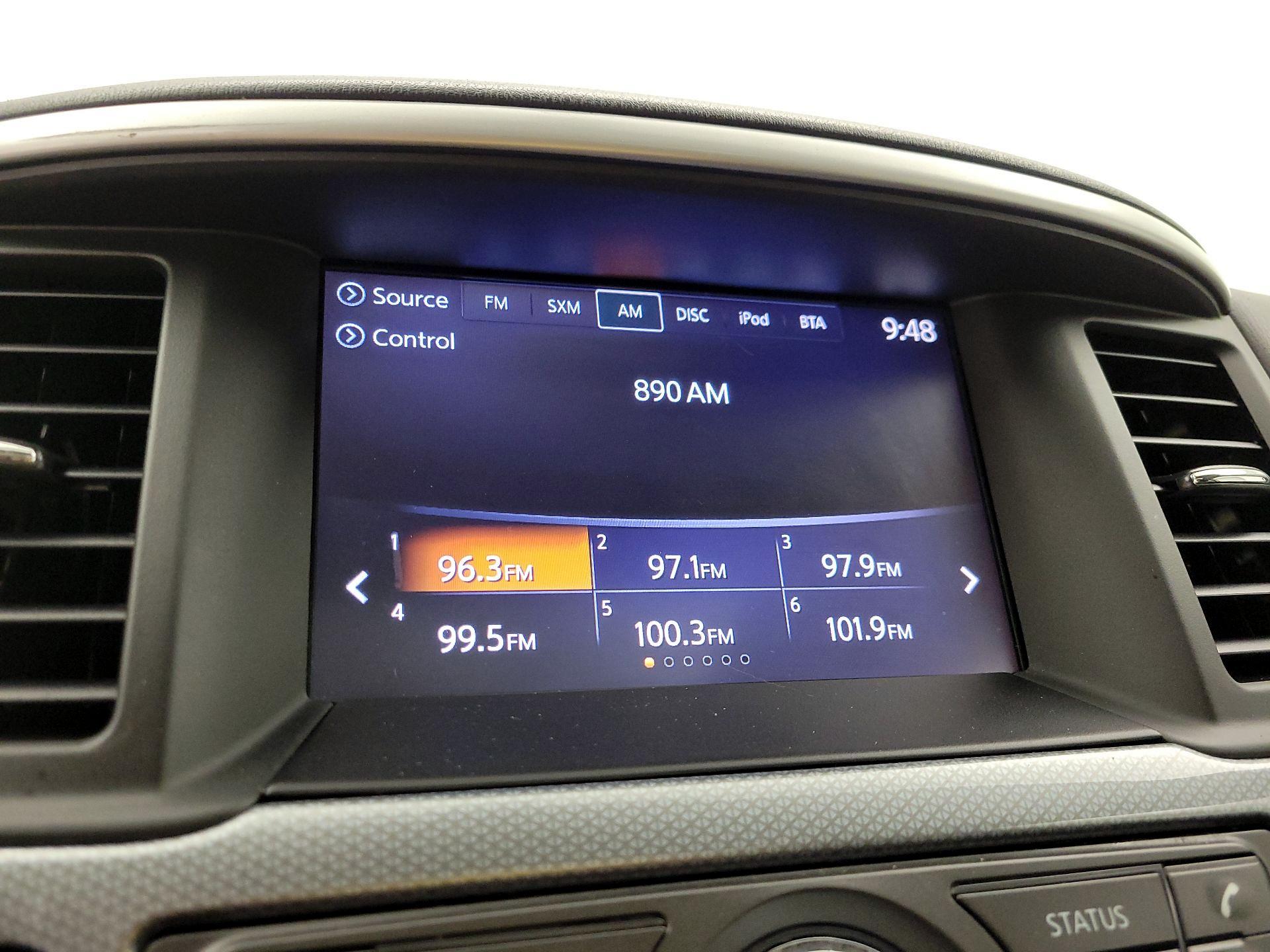 Thumbnail: 2018 Nissan Pathfinder - 16