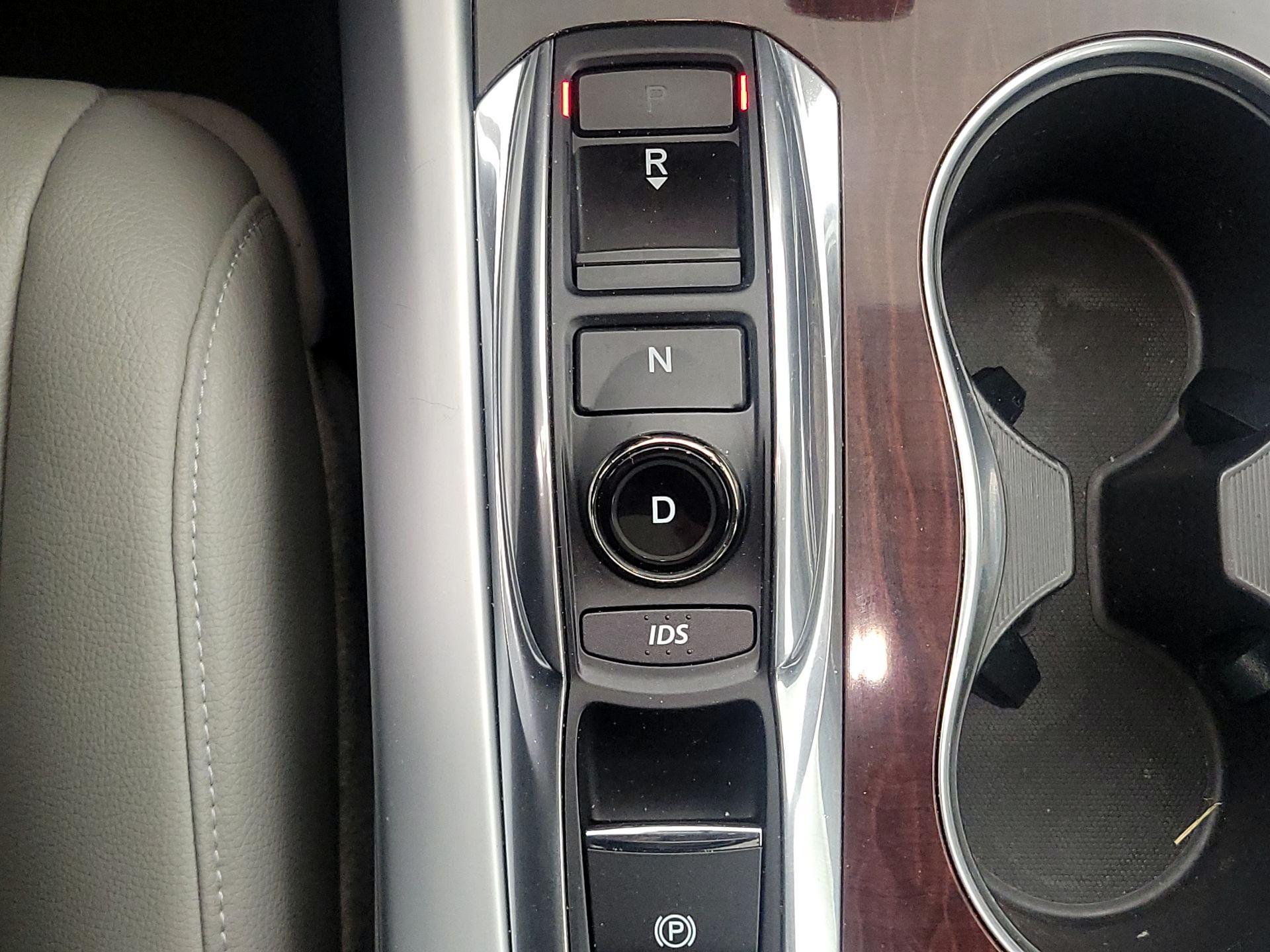 Thumbnail: 2016 Acura TLX - 17