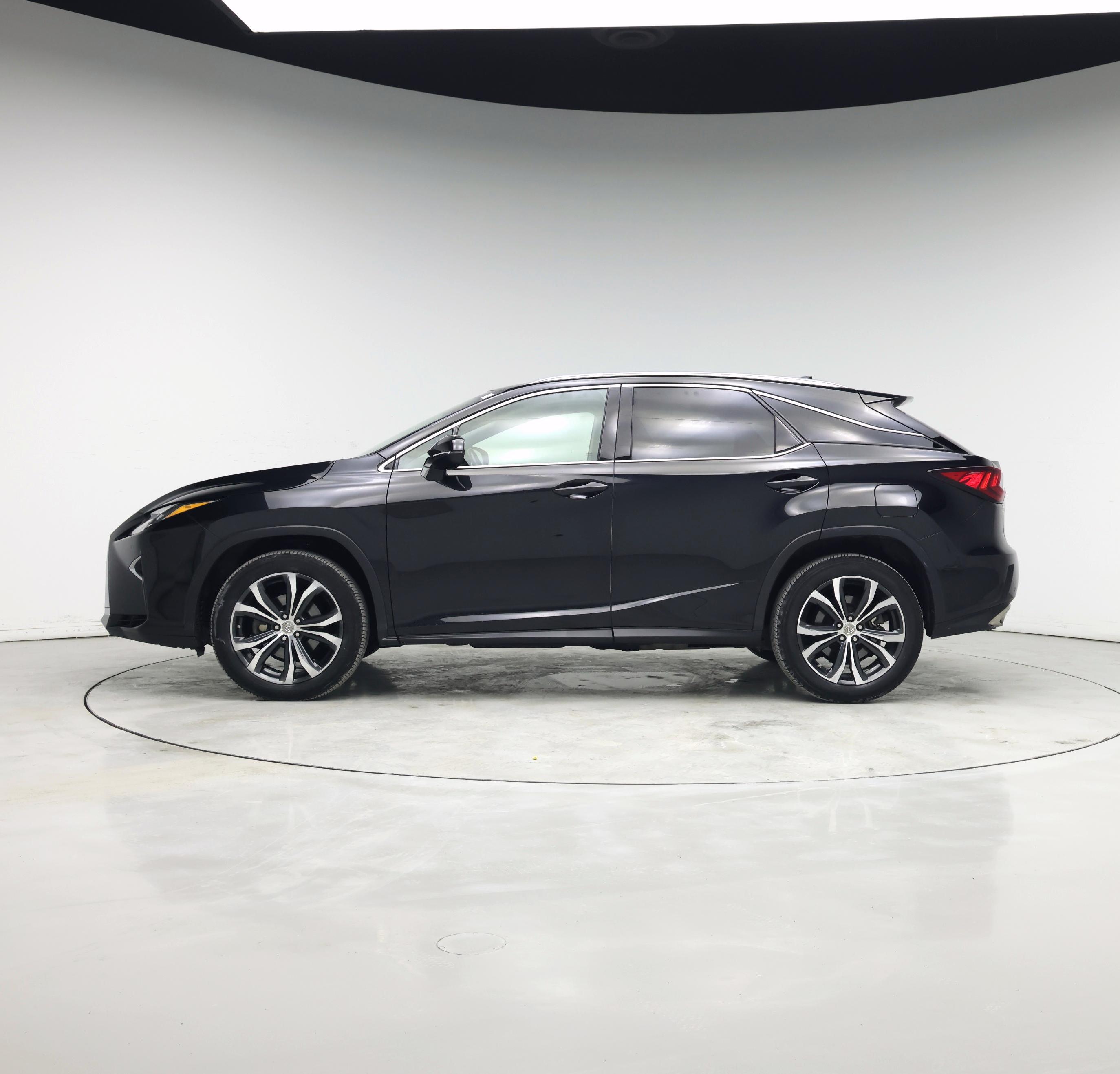 Thumbnail: 2017 Lexus RX - 3