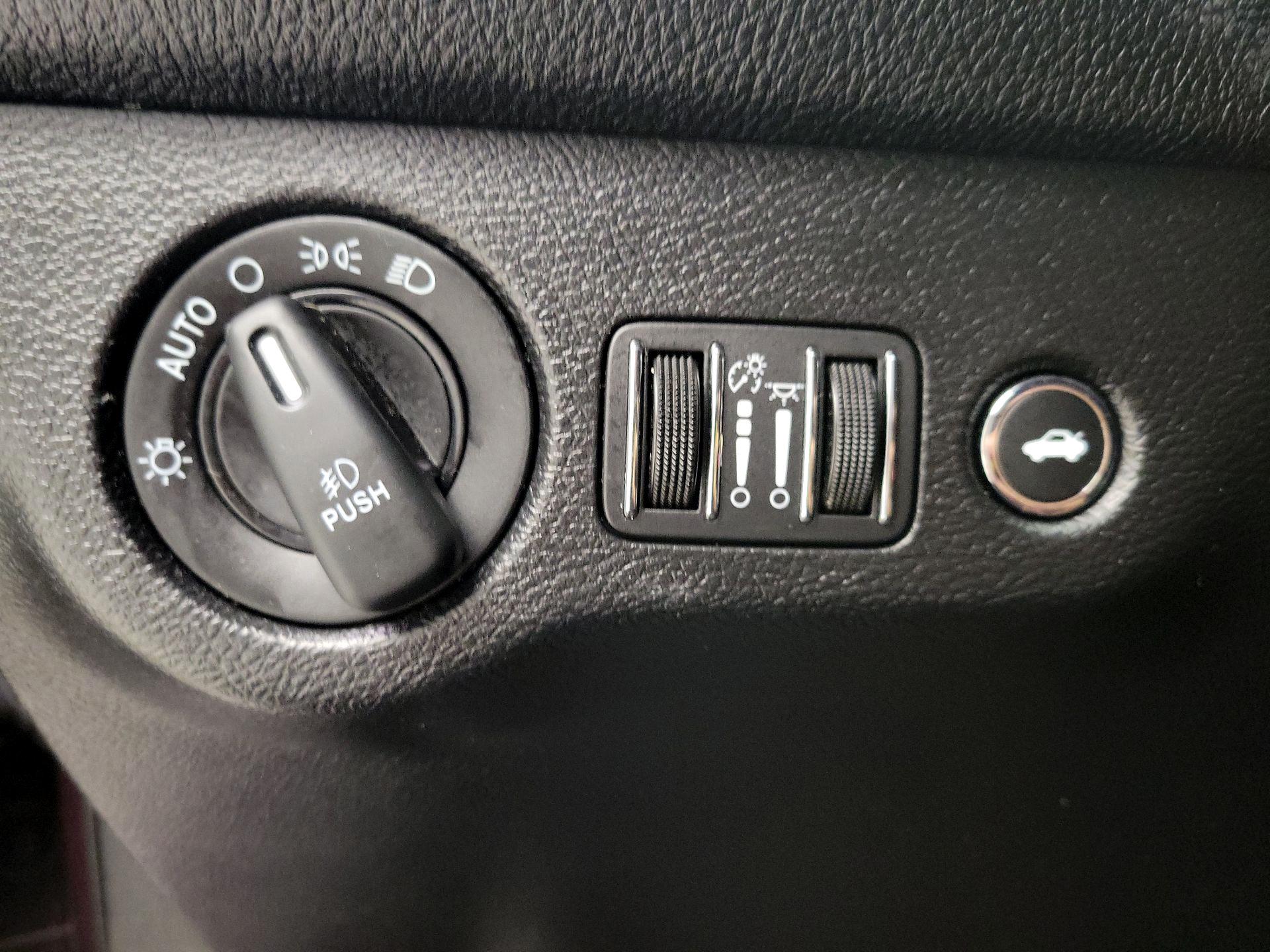 Thumbnail: 2021 Dodge Challenger - 13