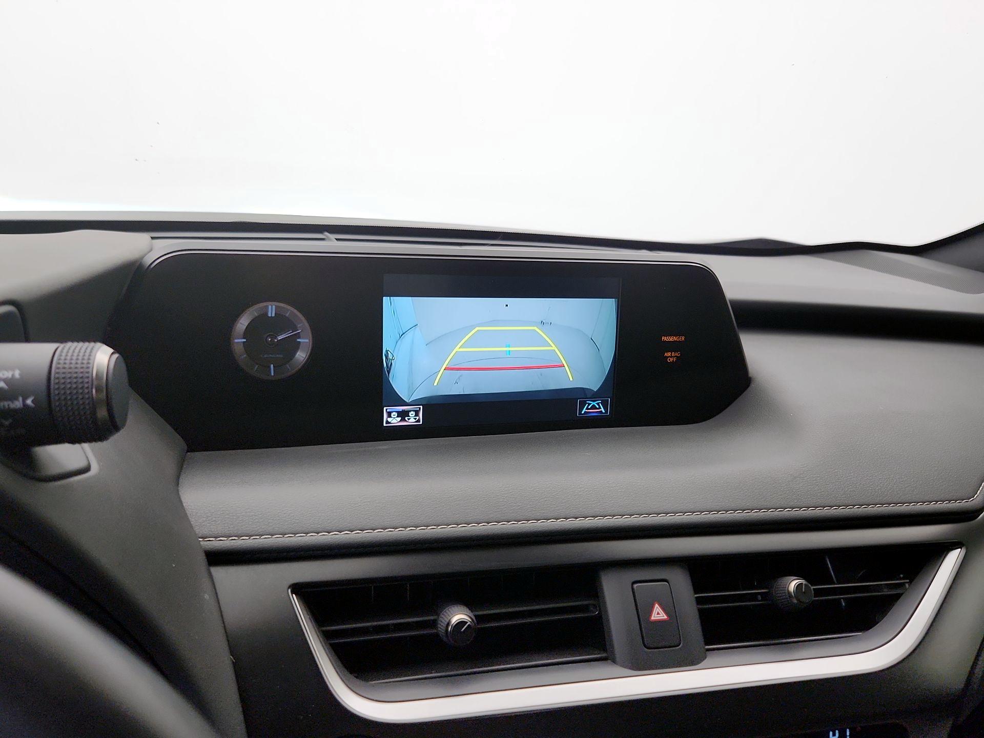 Thumbnail: 2022 Lexus UX - 14