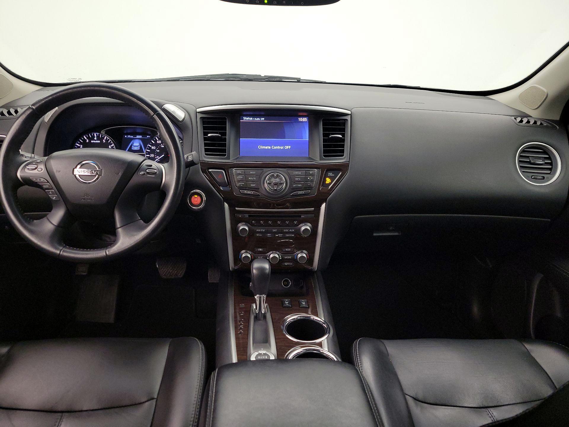 Thumbnail: 2014 Nissan Pathfinder - 9