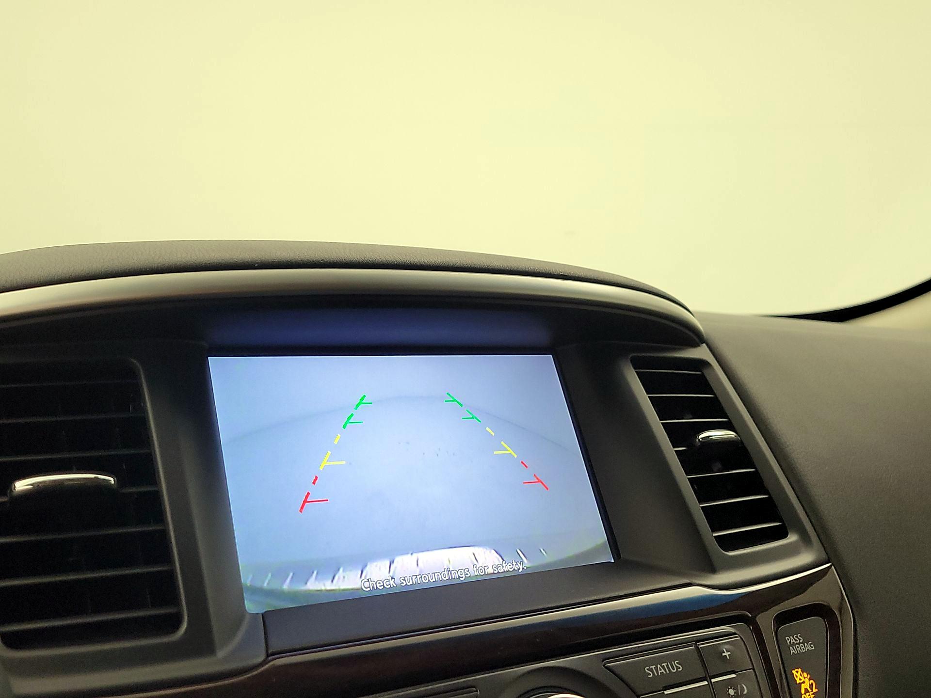 Thumbnail: 2014 Nissan Pathfinder - 15