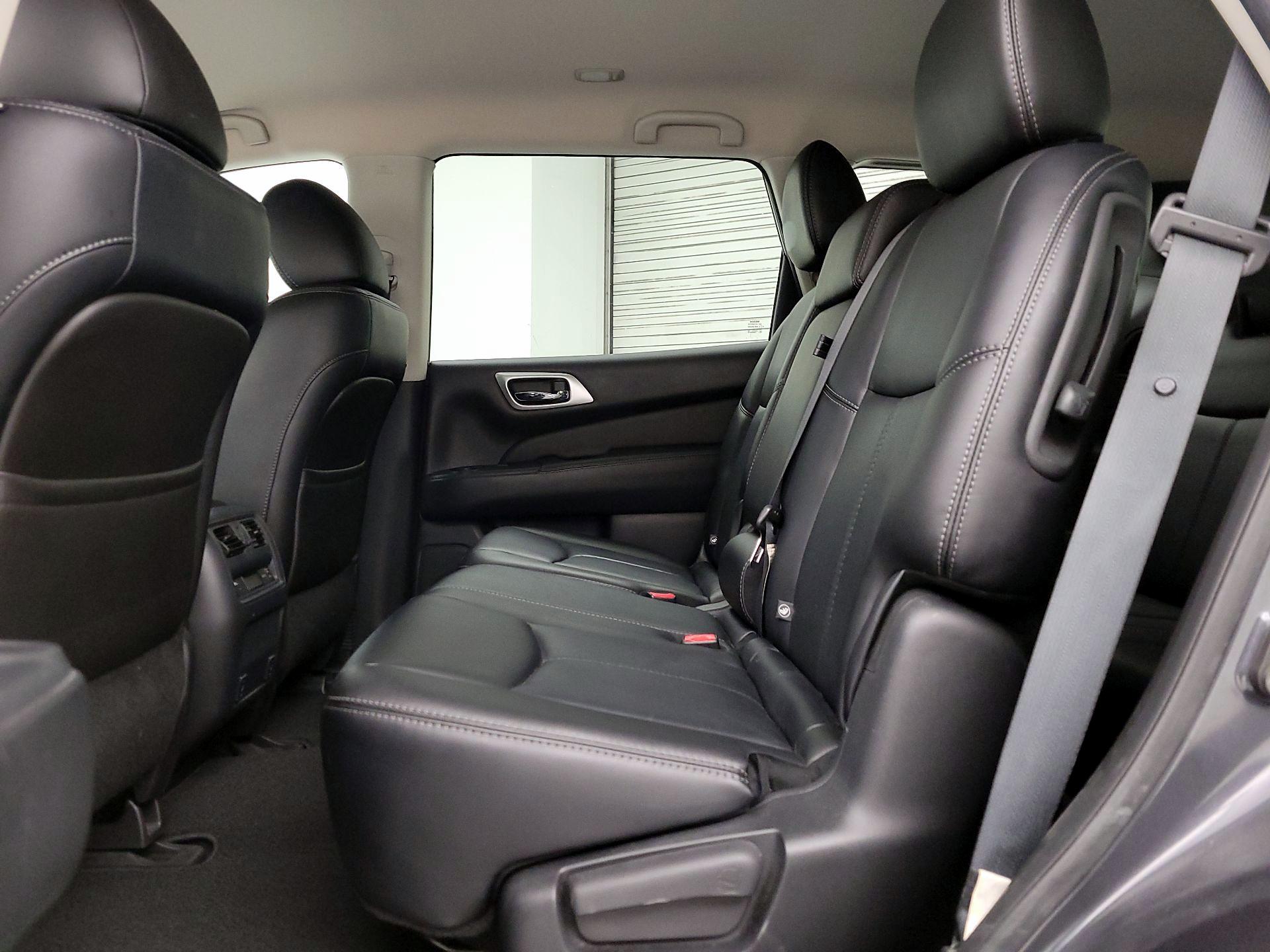 Thumbnail: 2014 Nissan Pathfinder - 20