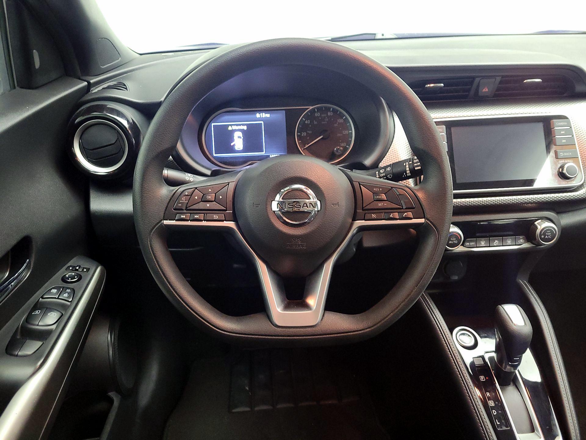 Thumbnail: 2020 Nissan Kicks - 10