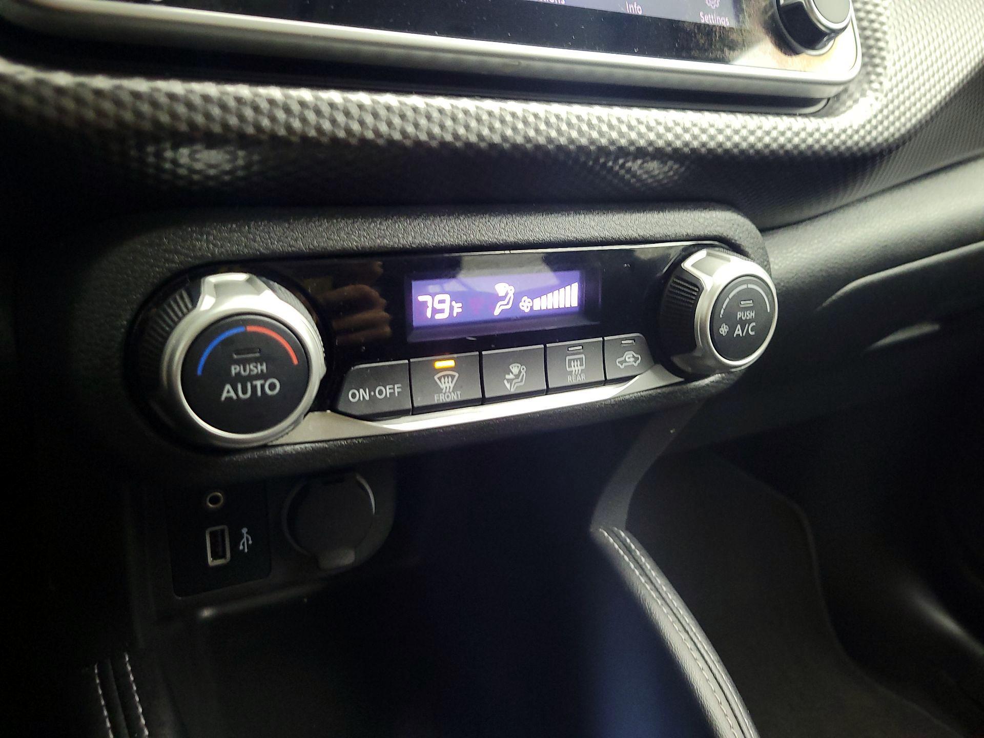 Thumbnail: 2020 Nissan Kicks - 14