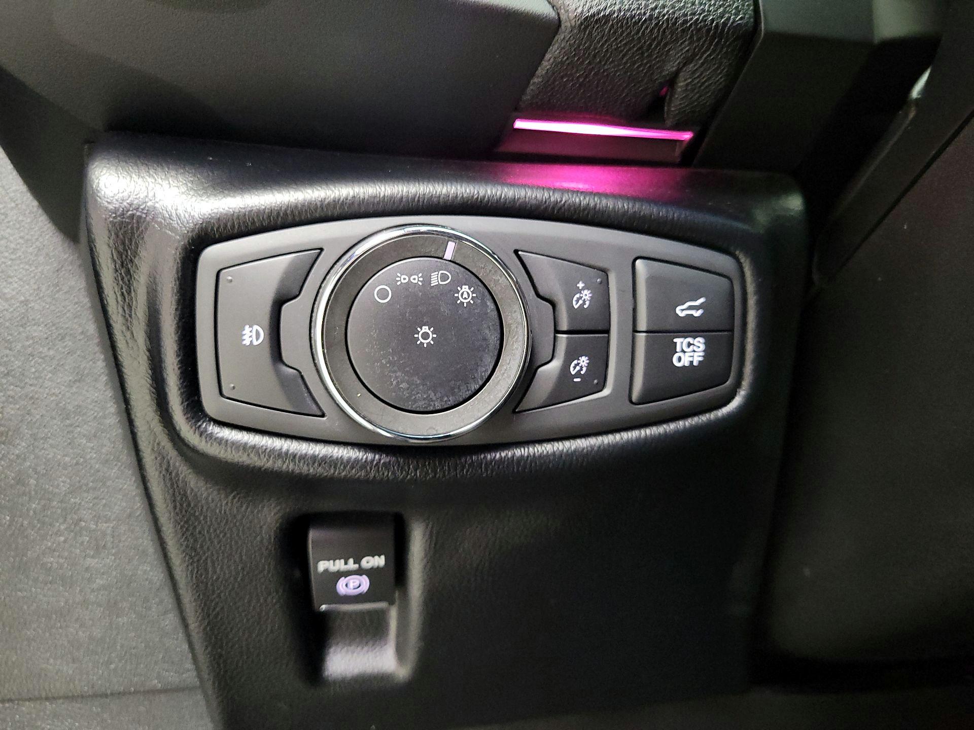 Thumbnail: 2020 Lincoln Nautilus - 13