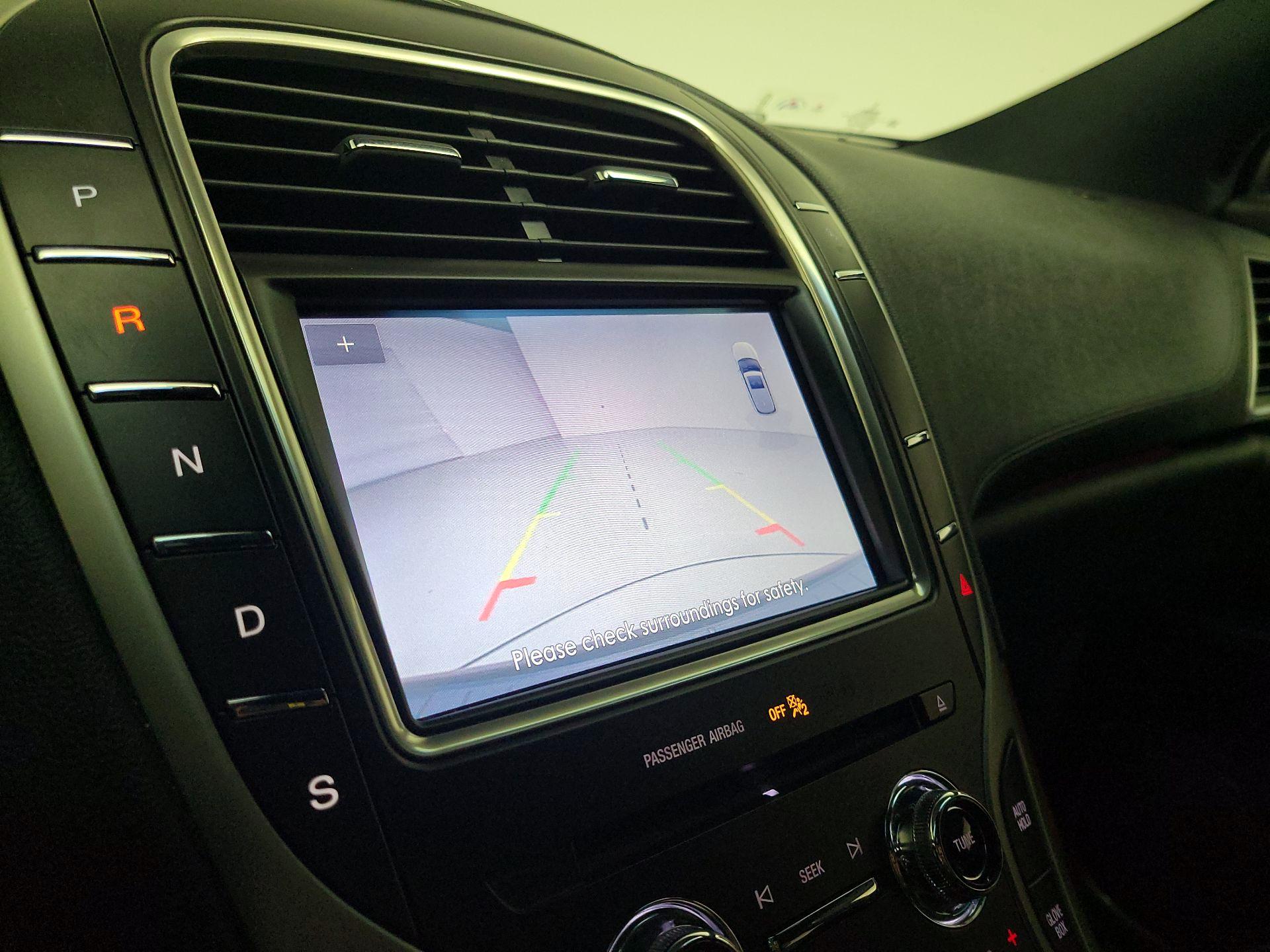 Thumbnail: 2020 Lincoln Nautilus - 15