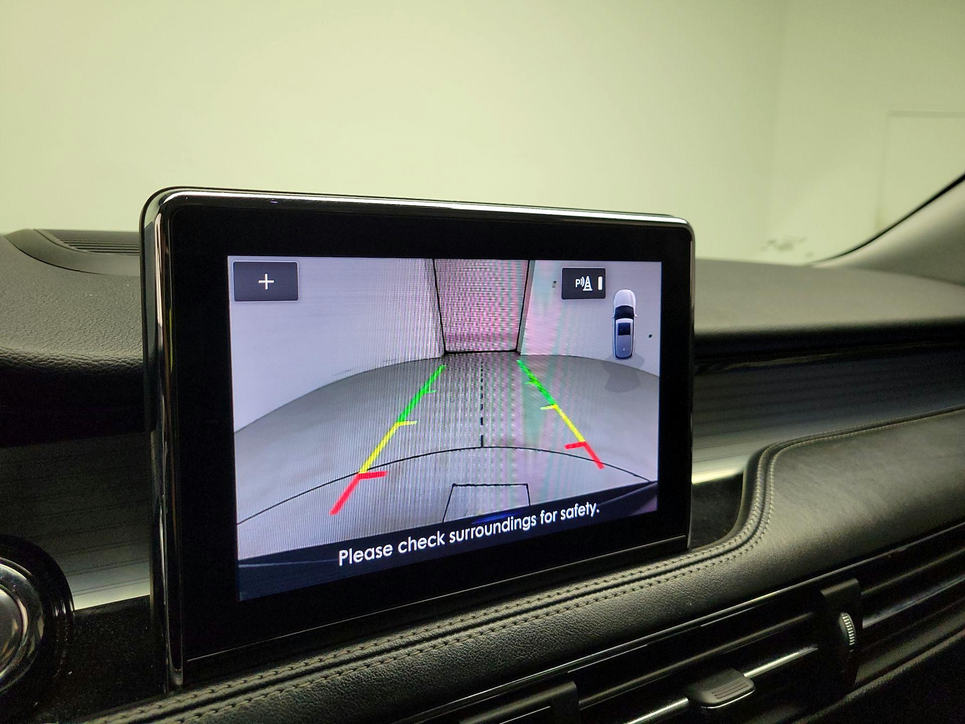 Thumbnail: 2020 Lincoln Corsair - 14