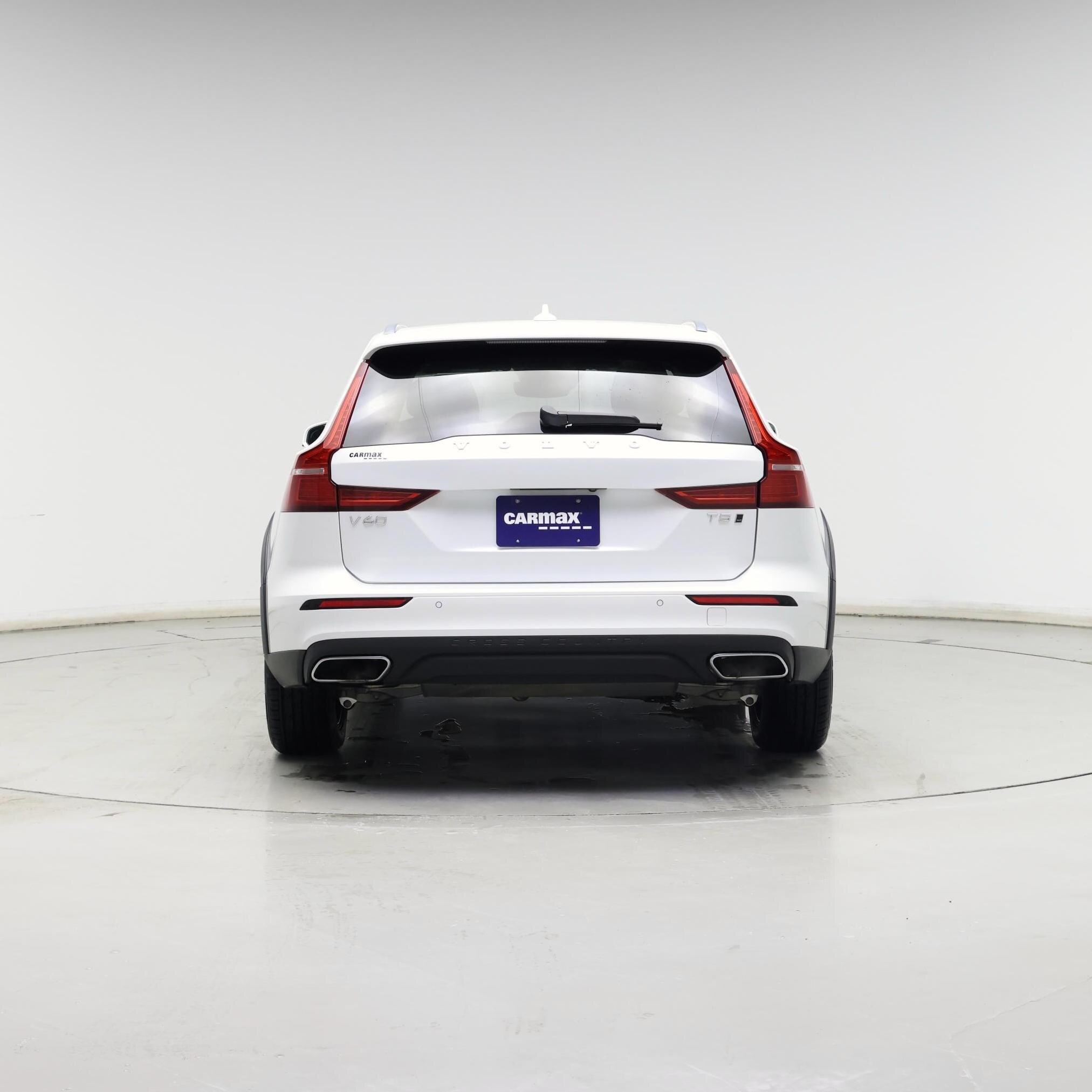 Thumbnail: 2022 Volvo S60 - 6