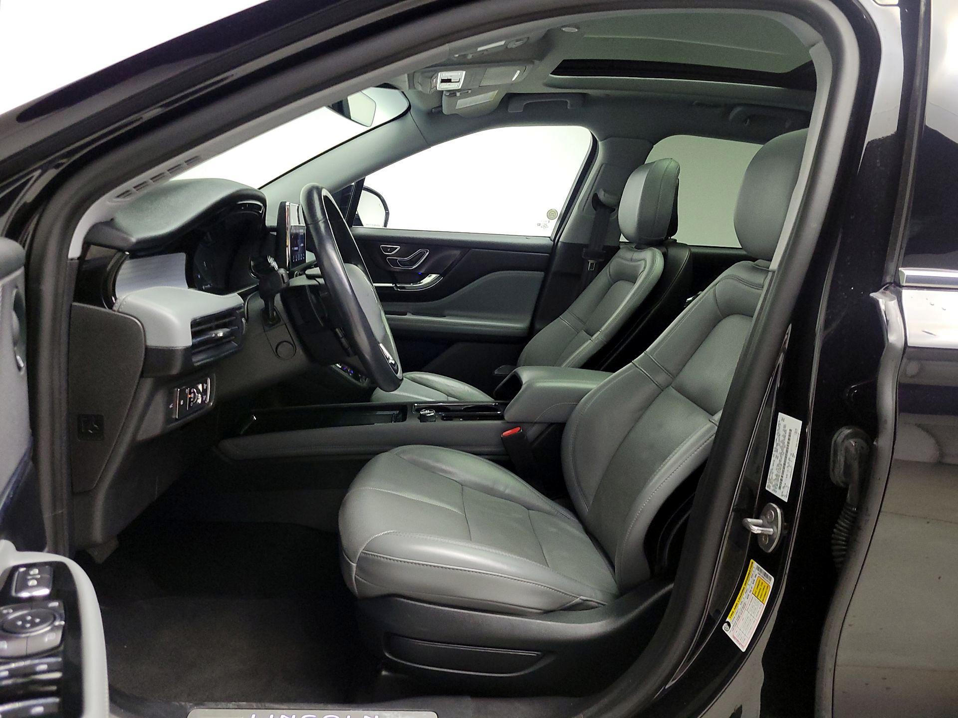 Thumbnail: 2020 Lincoln Corsair - 11