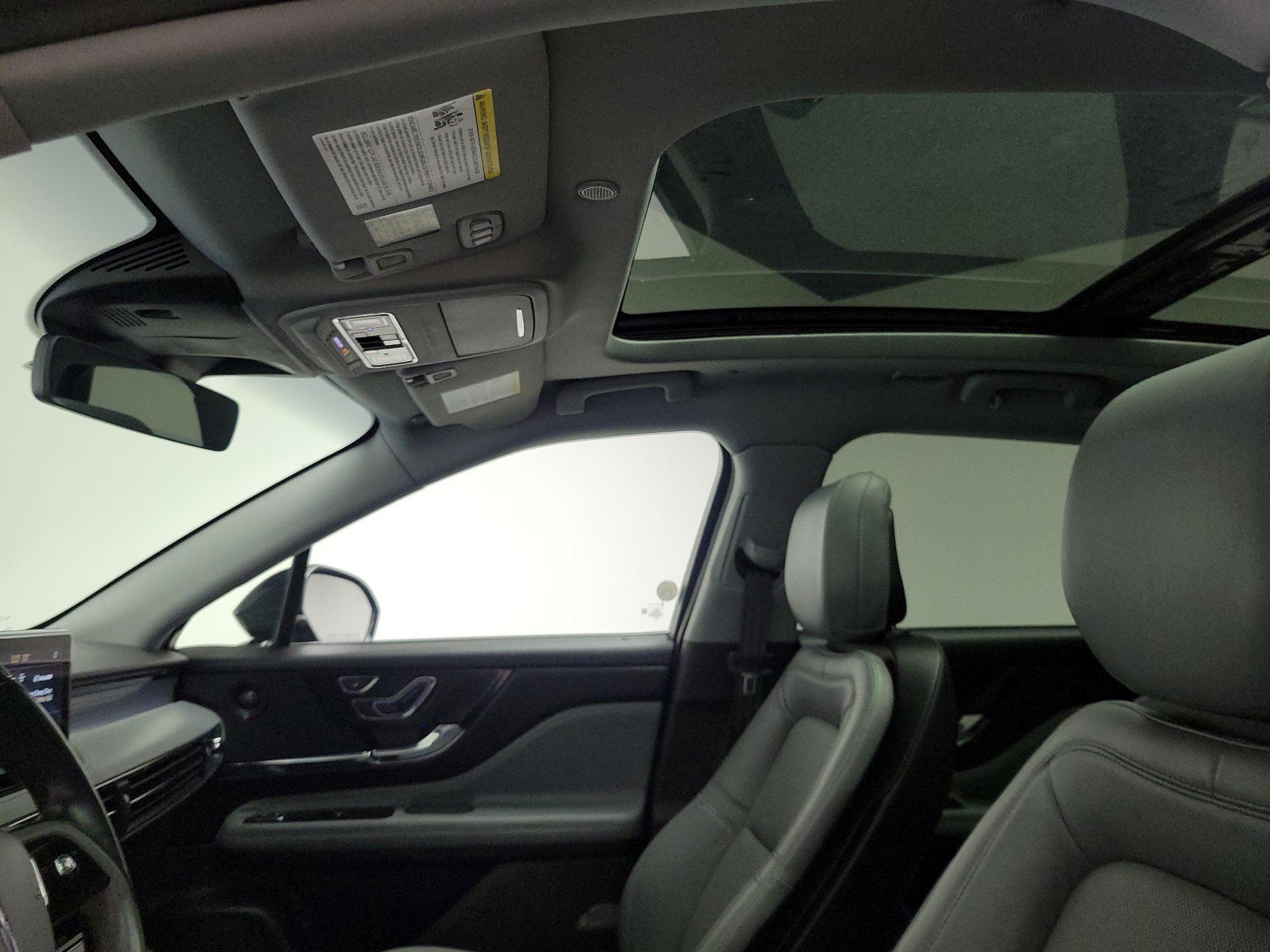 Thumbnail: 2020 Lincoln Corsair - 20