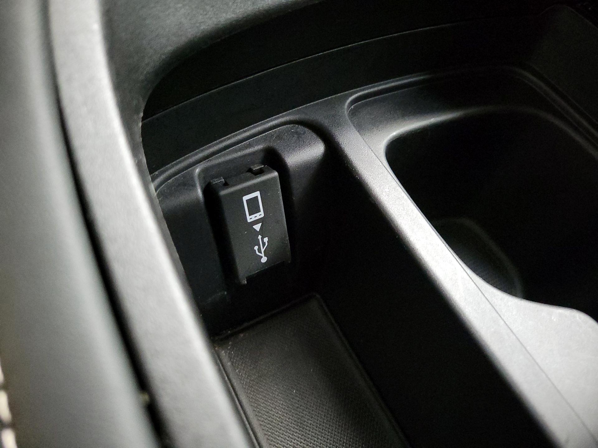 Thumbnail: 2021 Acura RDX - 19