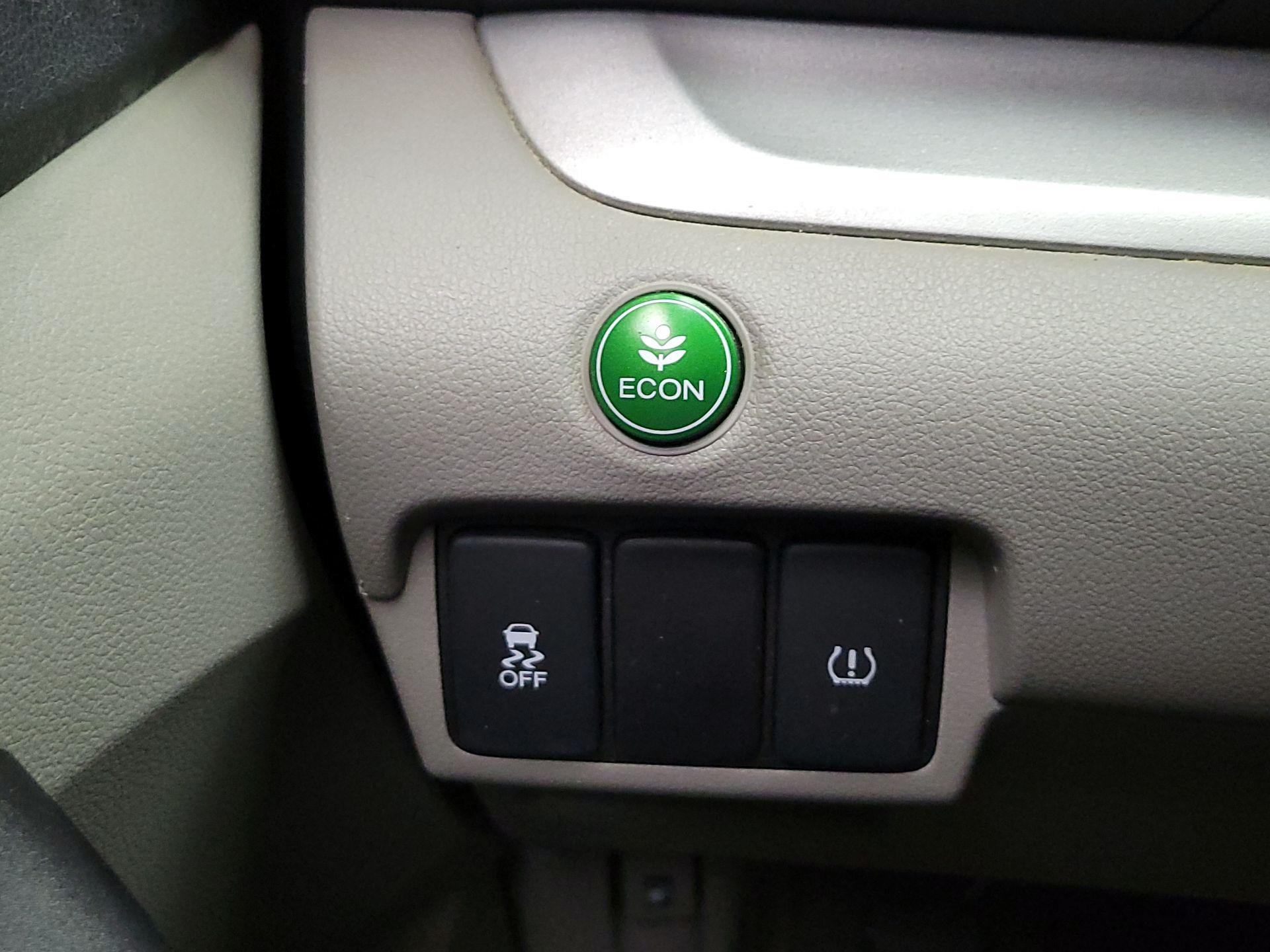 Thumbnail: 2014 Honda CR-V - 13