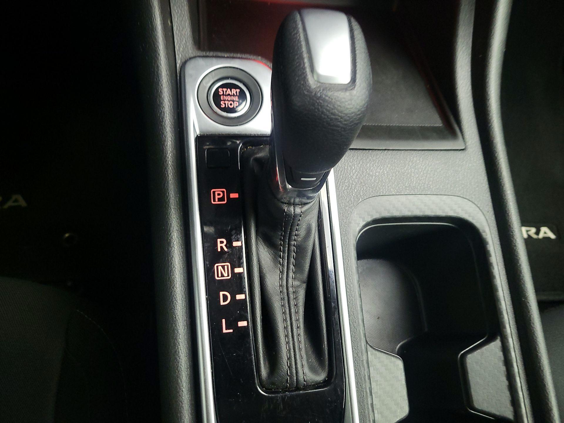 Thumbnail: 2023 Nissan Sentra - 15