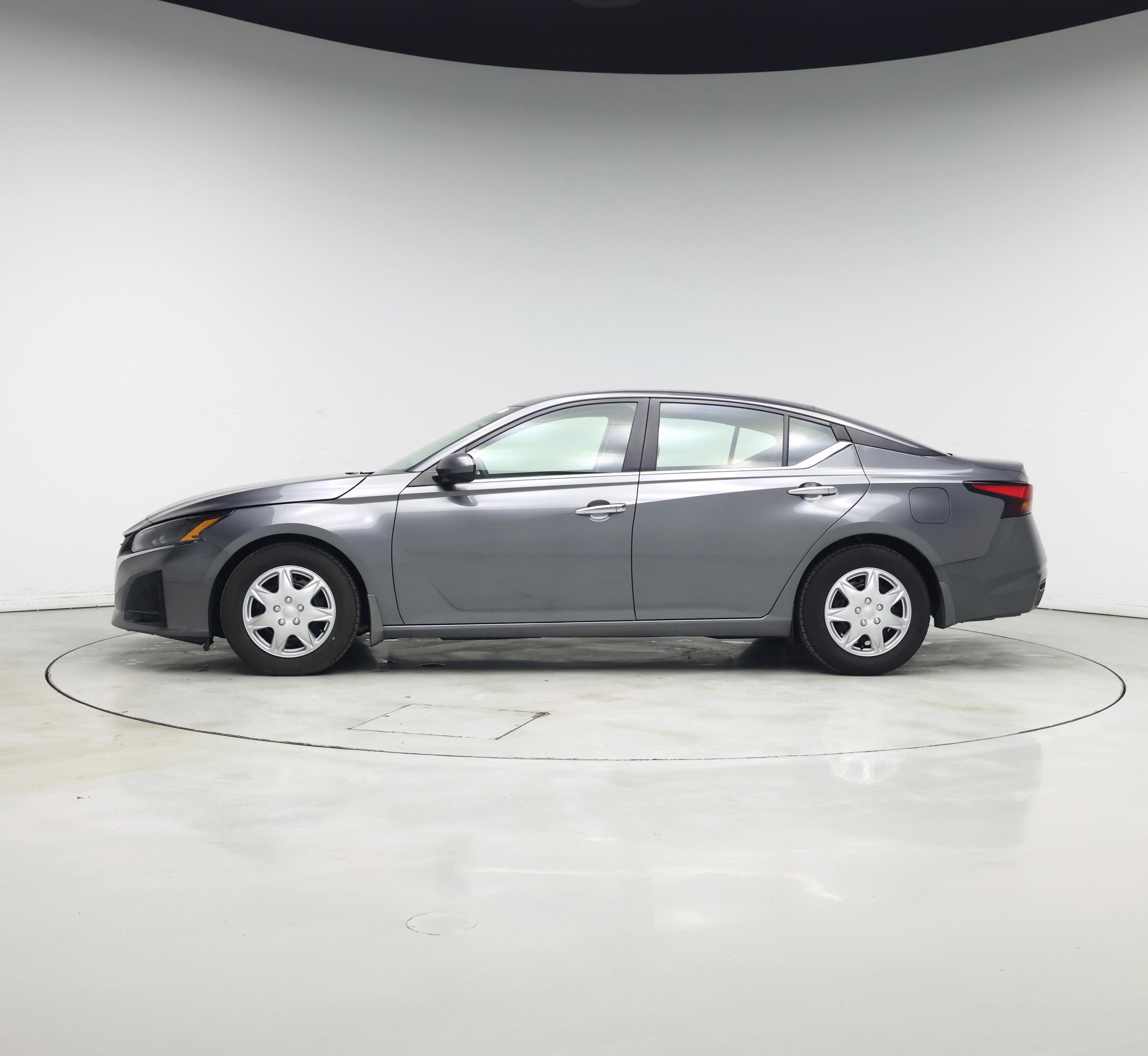 Thumbnail: 2023 Nissan Altima - 3