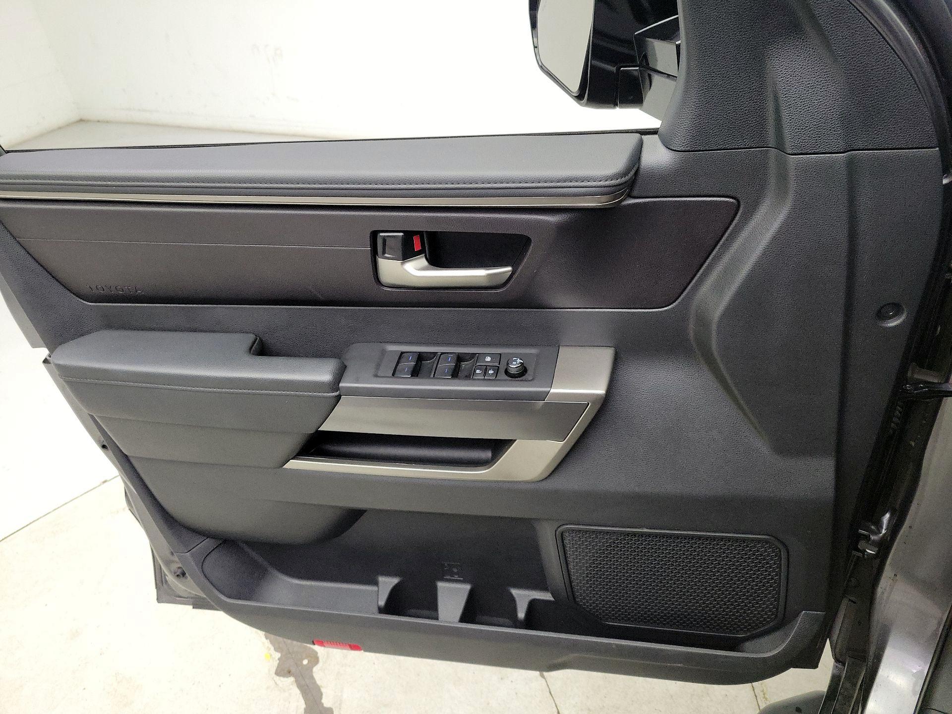 Thumbnail: 2024 Toyota Tundra - 12