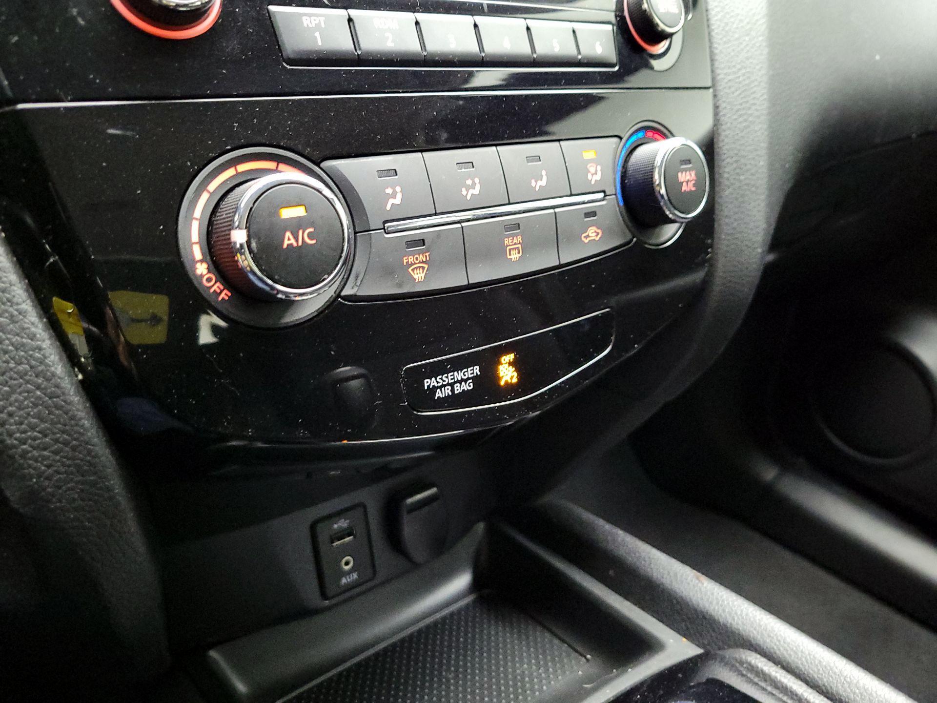 Thumbnail: 2017 Nissan Rogue Sport - 15