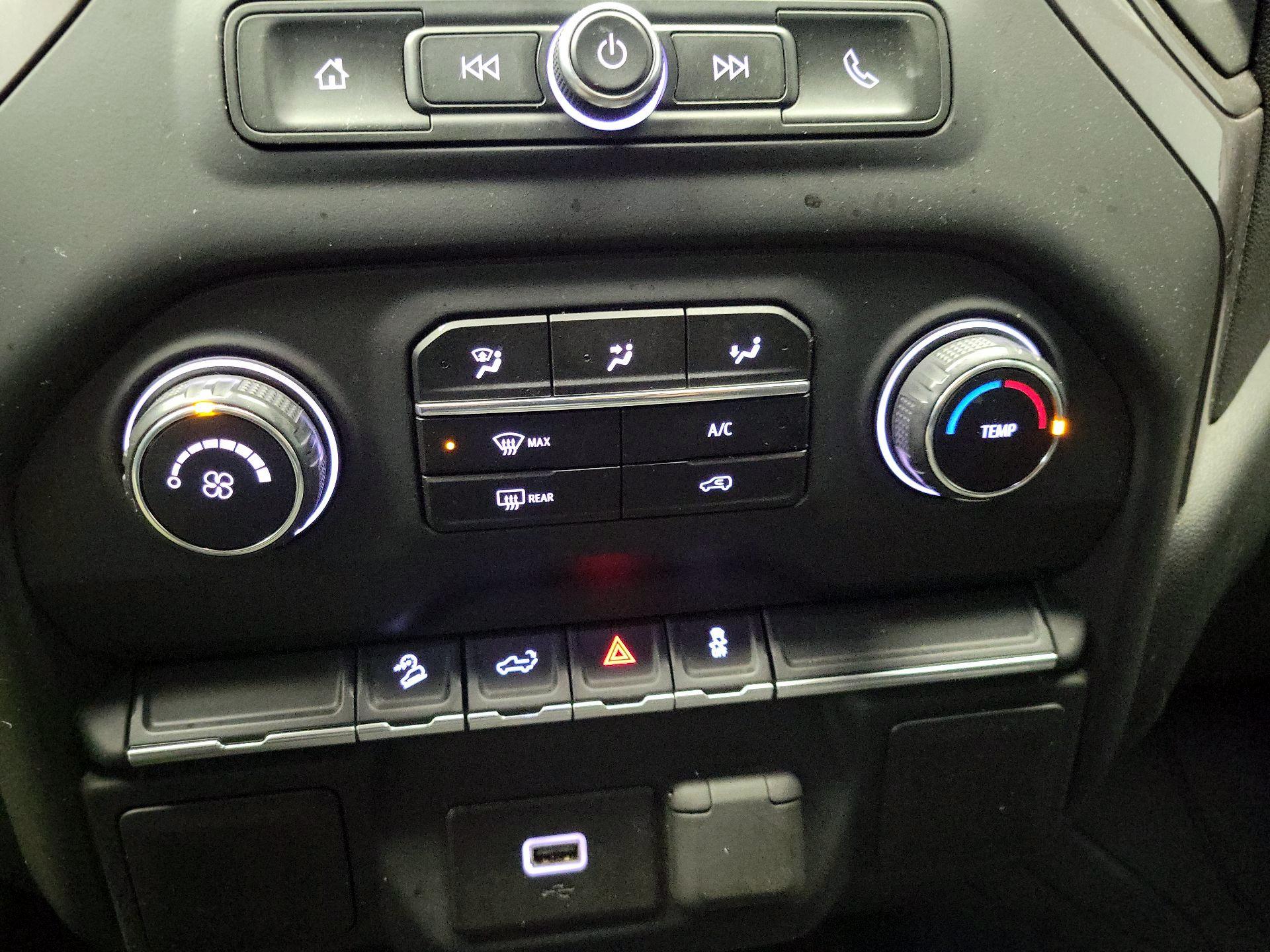 Thumbnail: 2019 Chevrolet Silverado 1500 - 16