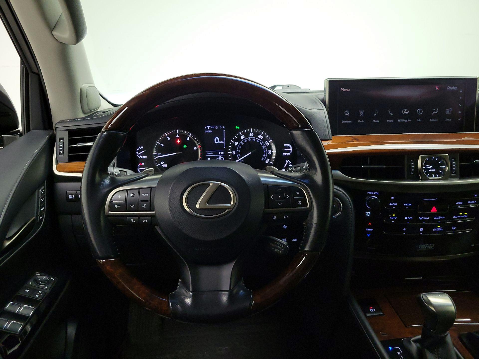 Thumbnail: 2017 Lexus LX - 10