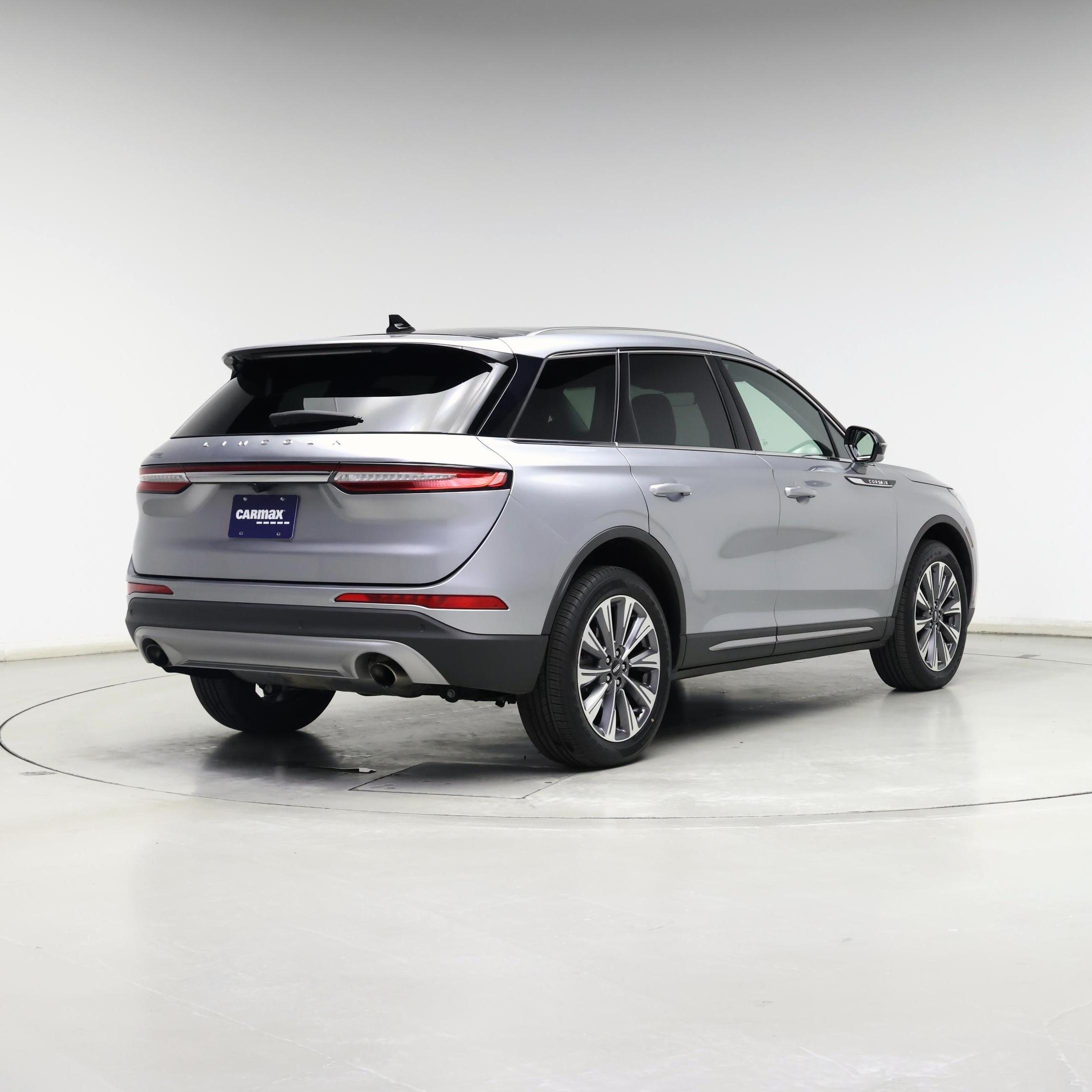 Thumbnail: 2022 Lincoln Corsair - 8