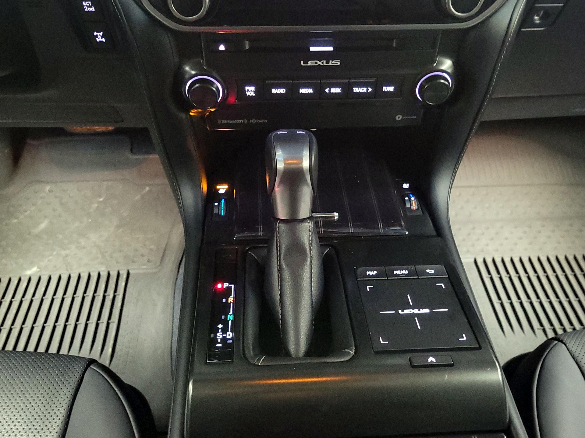 Thumbnail: 2022 Lexus GX - 18